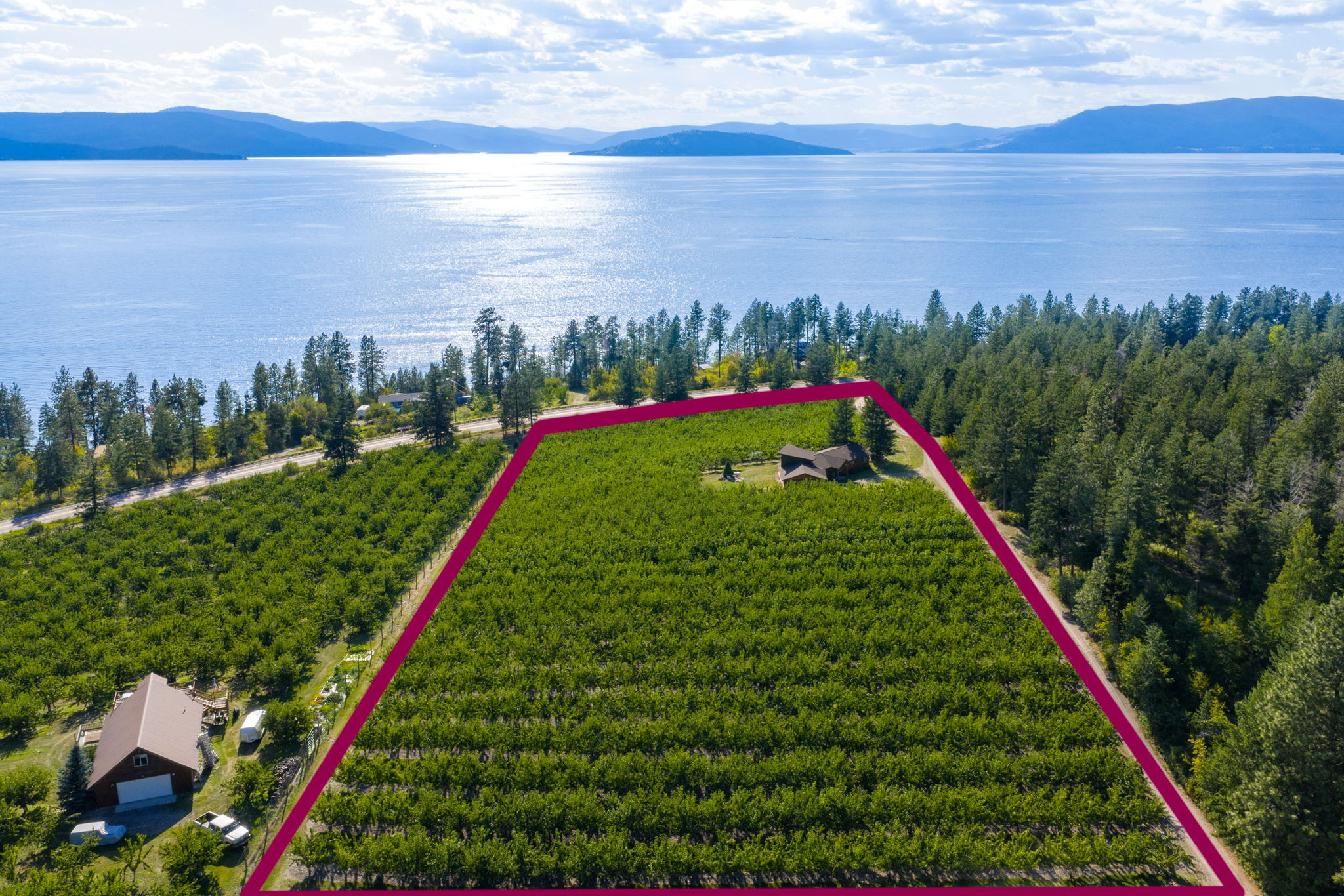 Bigfork, Montana 59911, United States, 3 Bedrooms Bedrooms, ,2 BathroomsBathrooms,Residential,Pending,190759