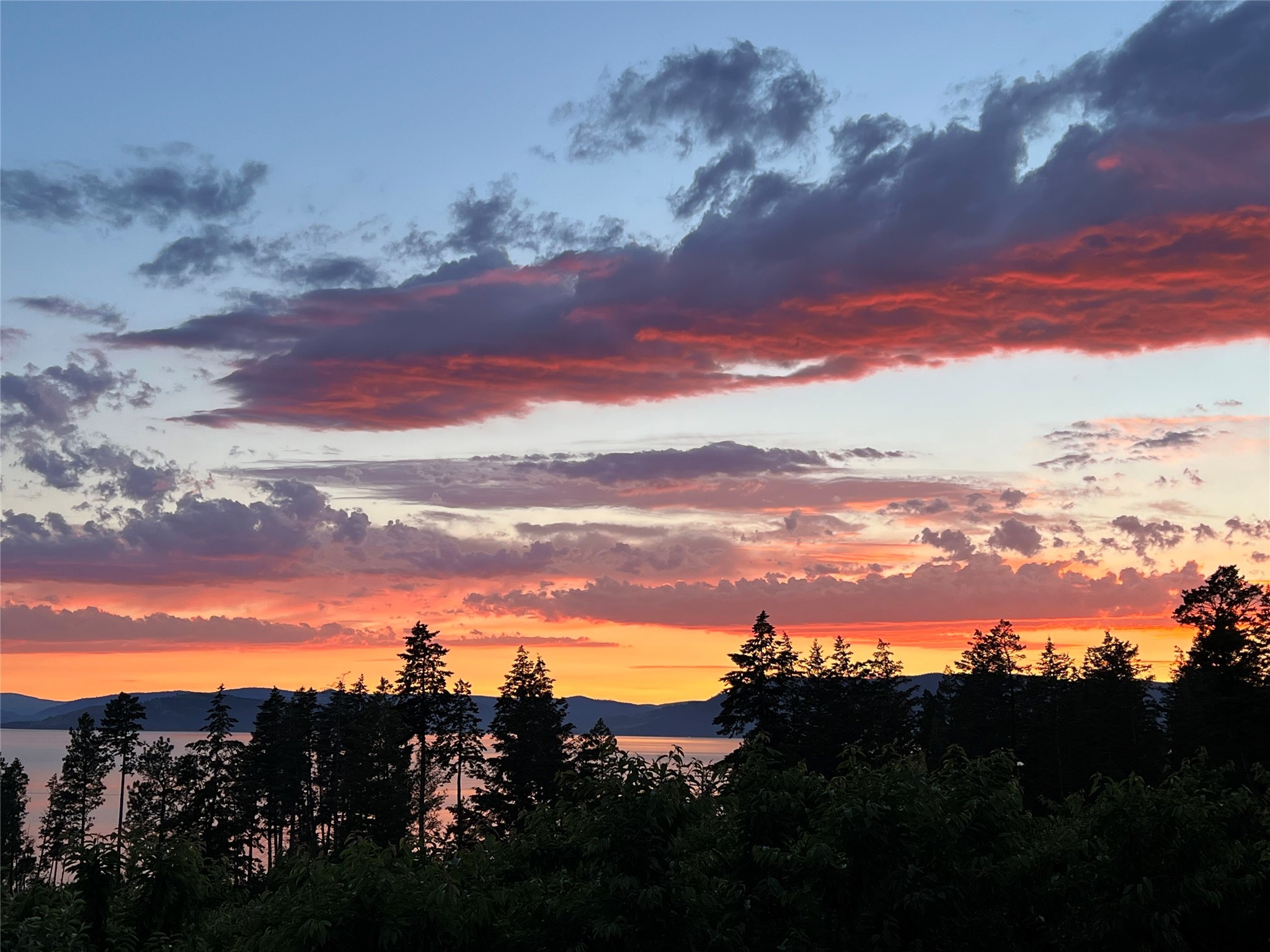 Bigfork, Montana 59911, United States, 3 Bedrooms Bedrooms, ,2 BathroomsBathrooms,Residential,Pending,190759