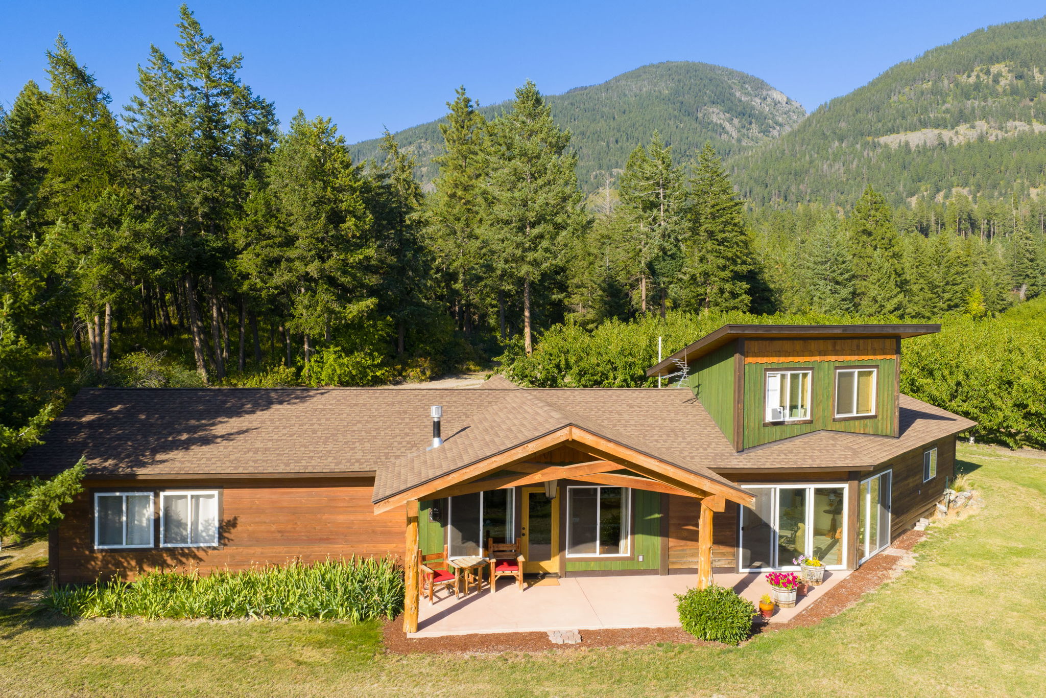 Bigfork, Montana 59911, United States, 3 Bedrooms Bedrooms, ,2 BathroomsBathrooms,Residential,Pending,190759