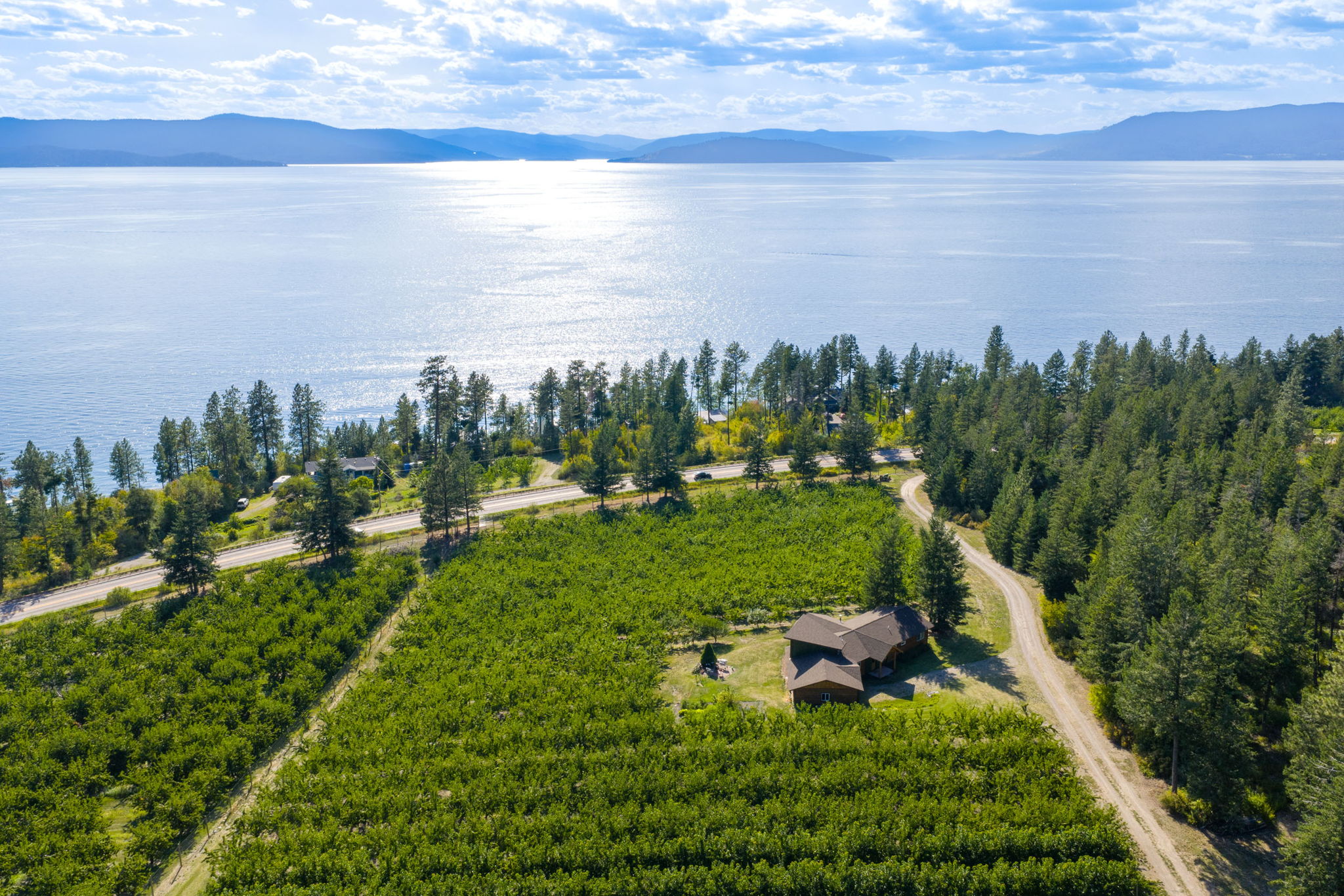 Bigfork, Montana 59911, United States, 3 Bedrooms Bedrooms, ,2 BathroomsBathrooms,Residential,Pending,190759