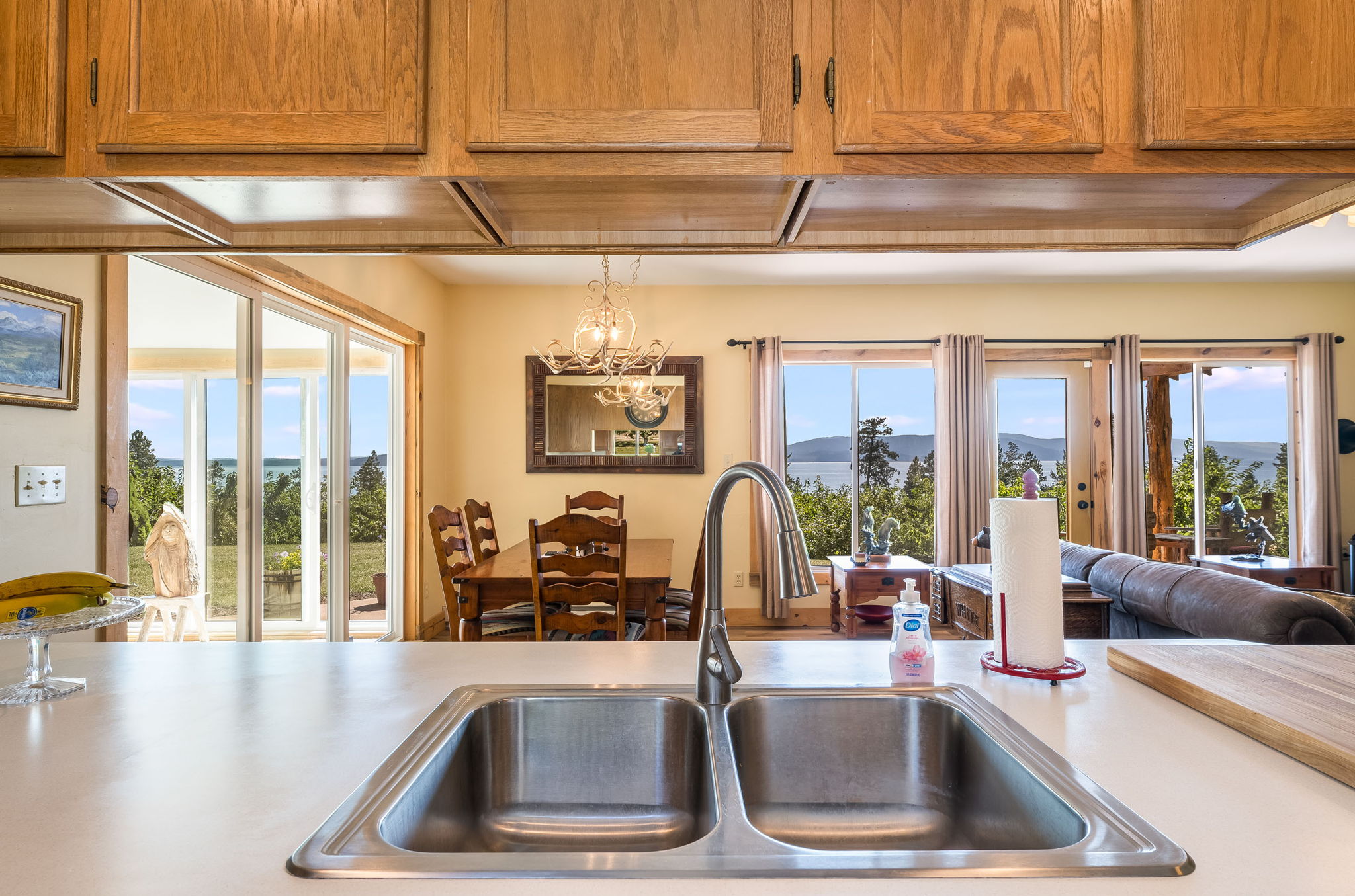 Bigfork, Montana 59911, United States, 3 Bedrooms Bedrooms, ,2 BathroomsBathrooms,Residential,Pending,190759