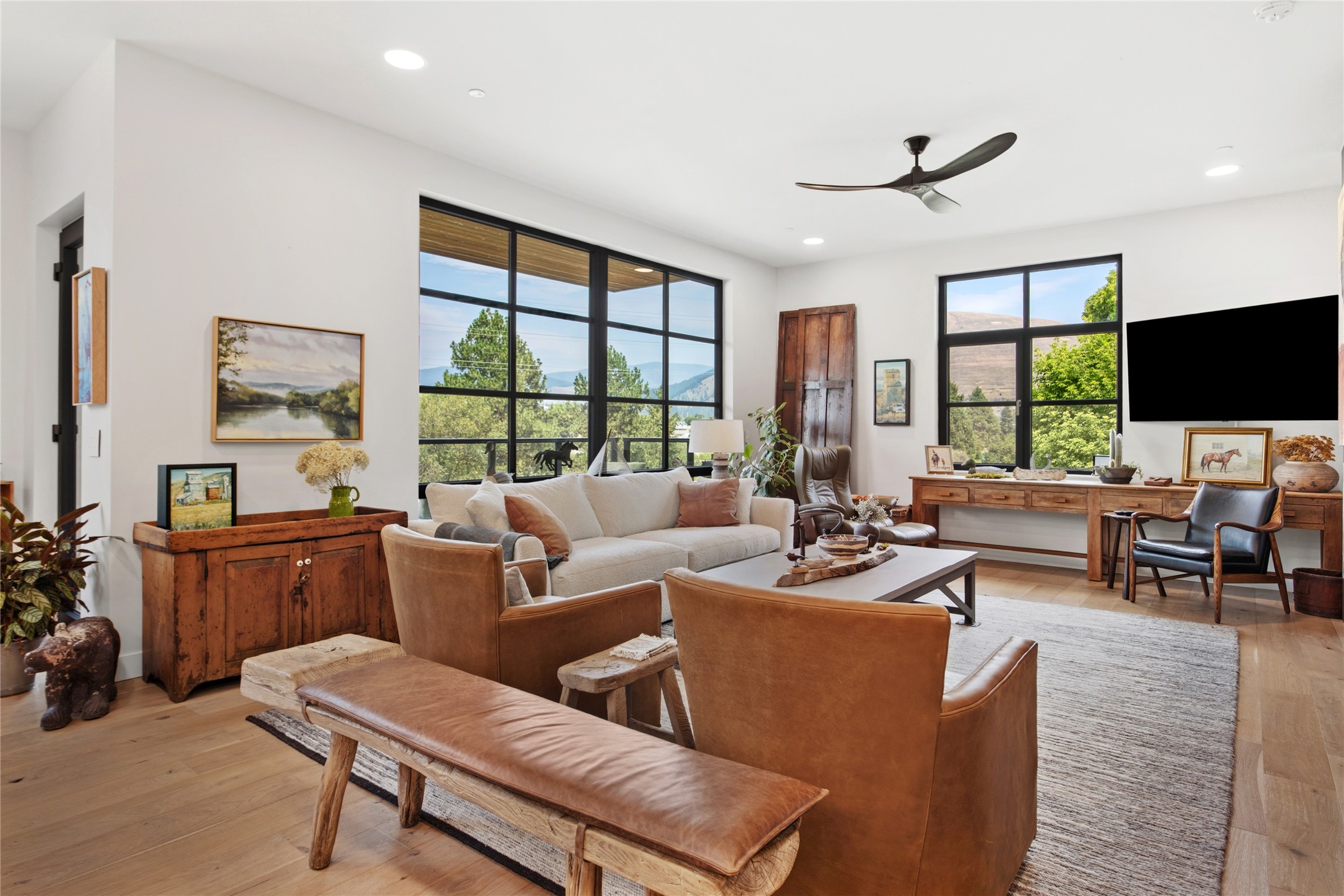 265 S 4th Street E 109