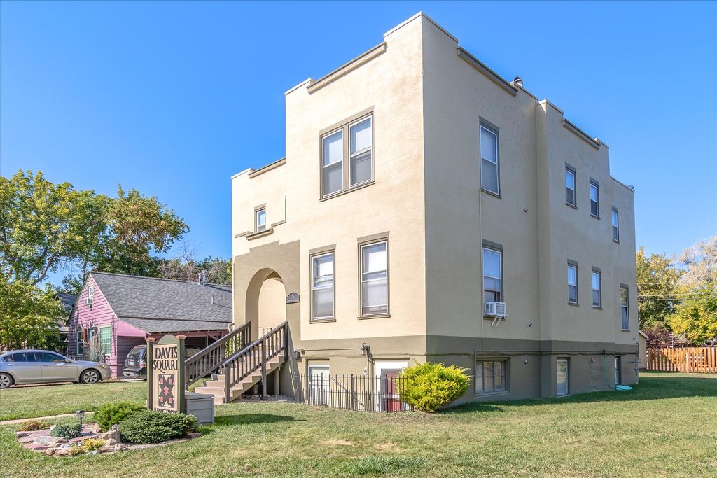 Photo of 676 N Davis Street, Helena, MT 59601 (MLS # 30059840)