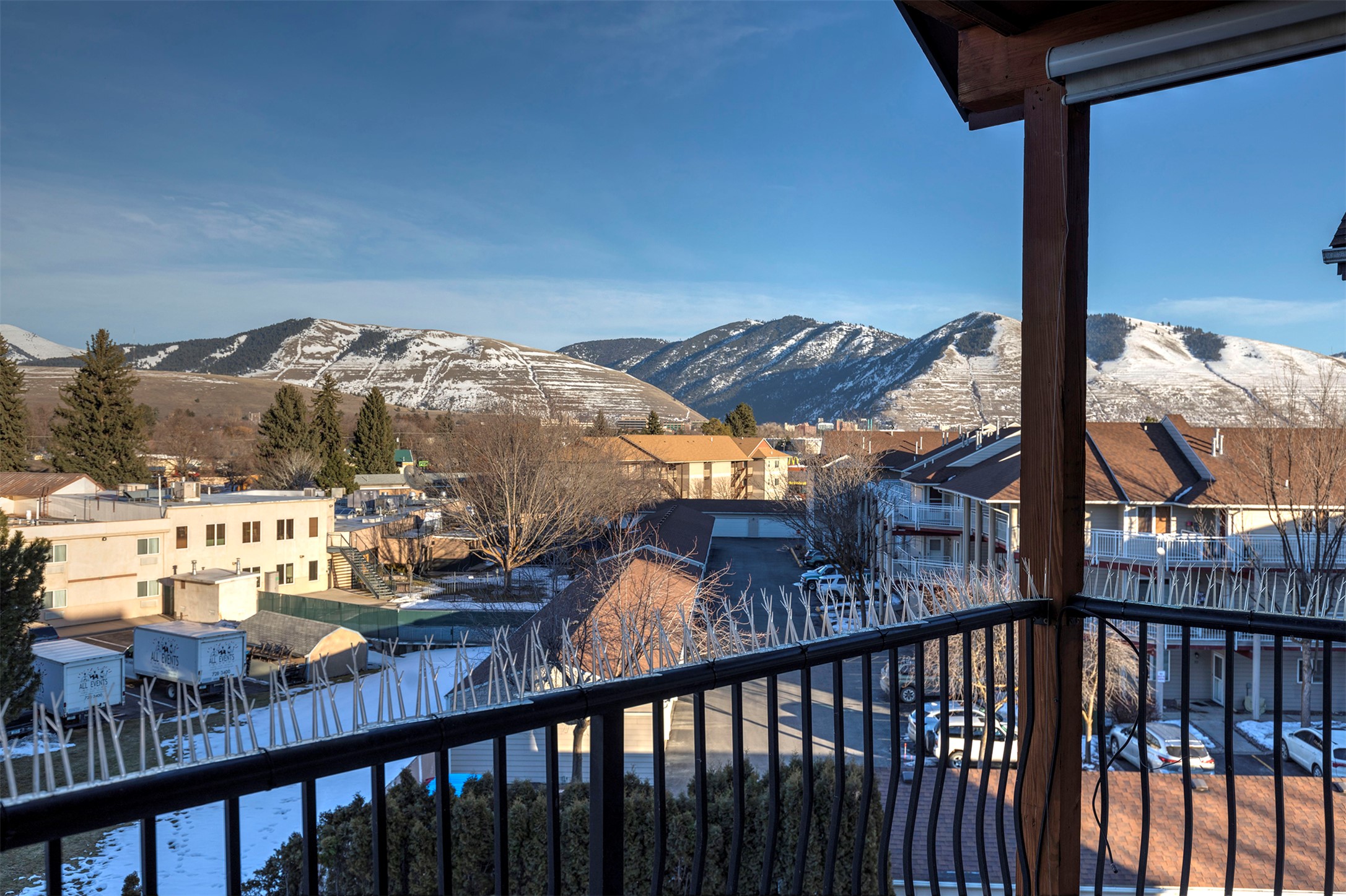 Missoula, Montana 59808, United States, 2 Bedrooms Bedrooms, ,3 BathroomsBathrooms,Residential,Active,80767