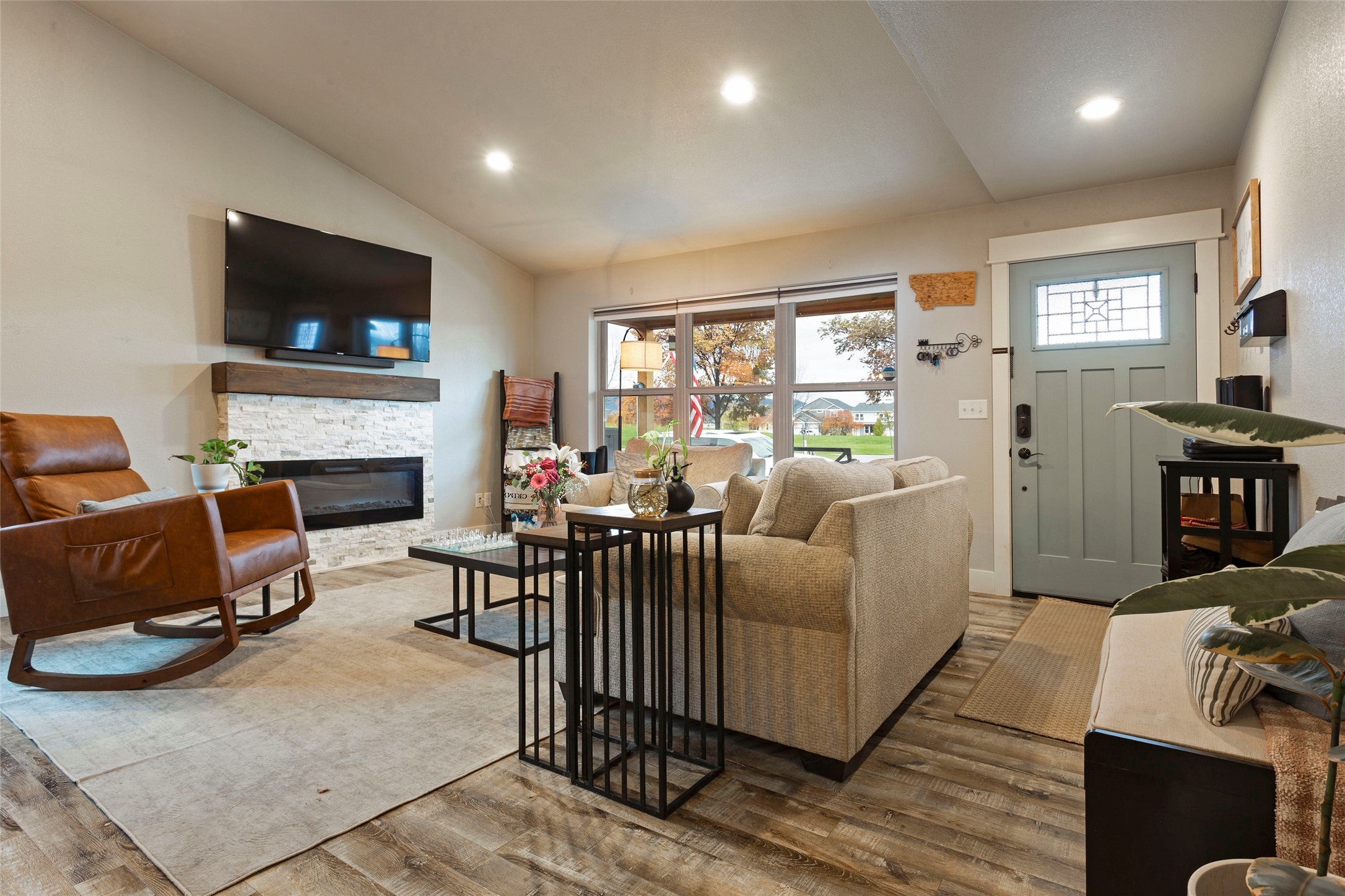 5374 Resistol Lane