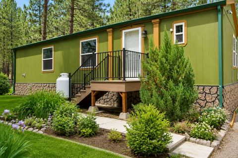Photo of 1449 Jupiter Lane, Missoula, MT 59802 (MLS # 30072398)
