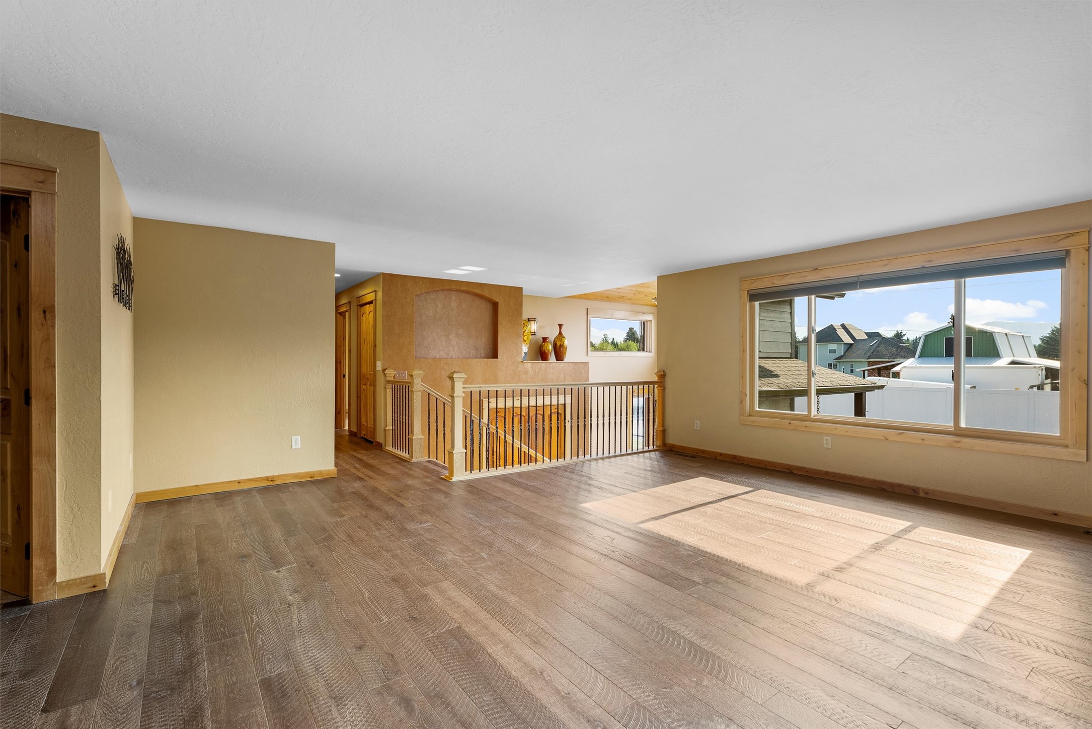 Missoula, Montana 59804, United States, 6 Bedrooms Bedrooms, ,4 BathroomsBathrooms,Residential,Active,160486