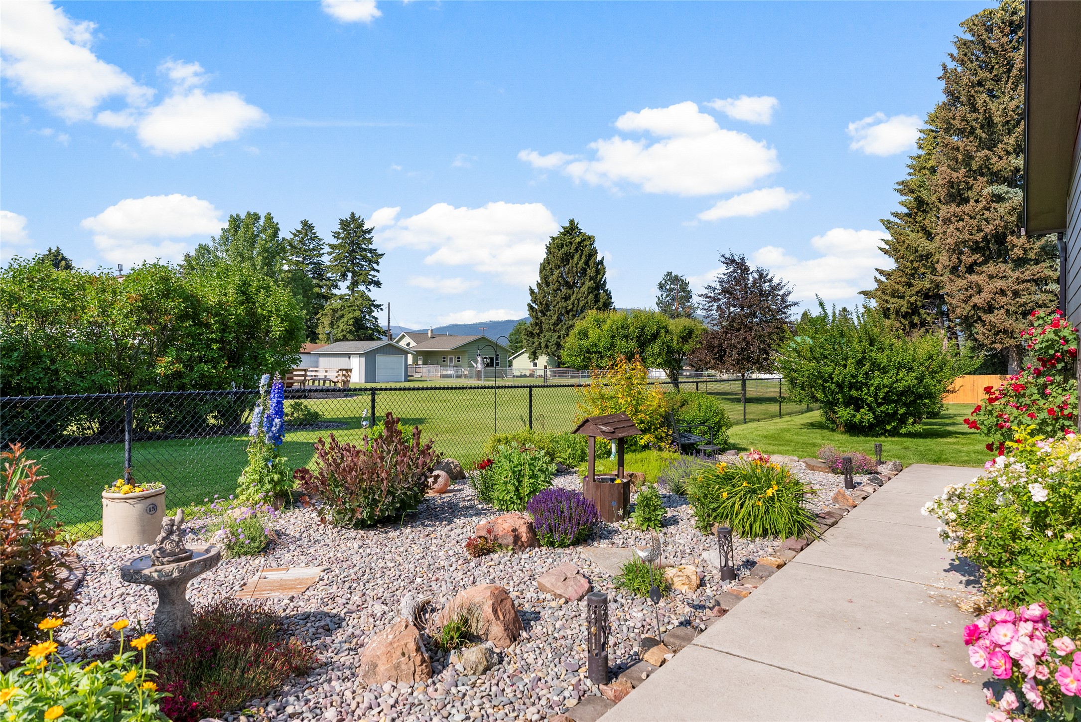 Missoula, Montana 59804, United States, 6 Bedrooms Bedrooms, ,4 BathroomsBathrooms,Residential,Active,160486