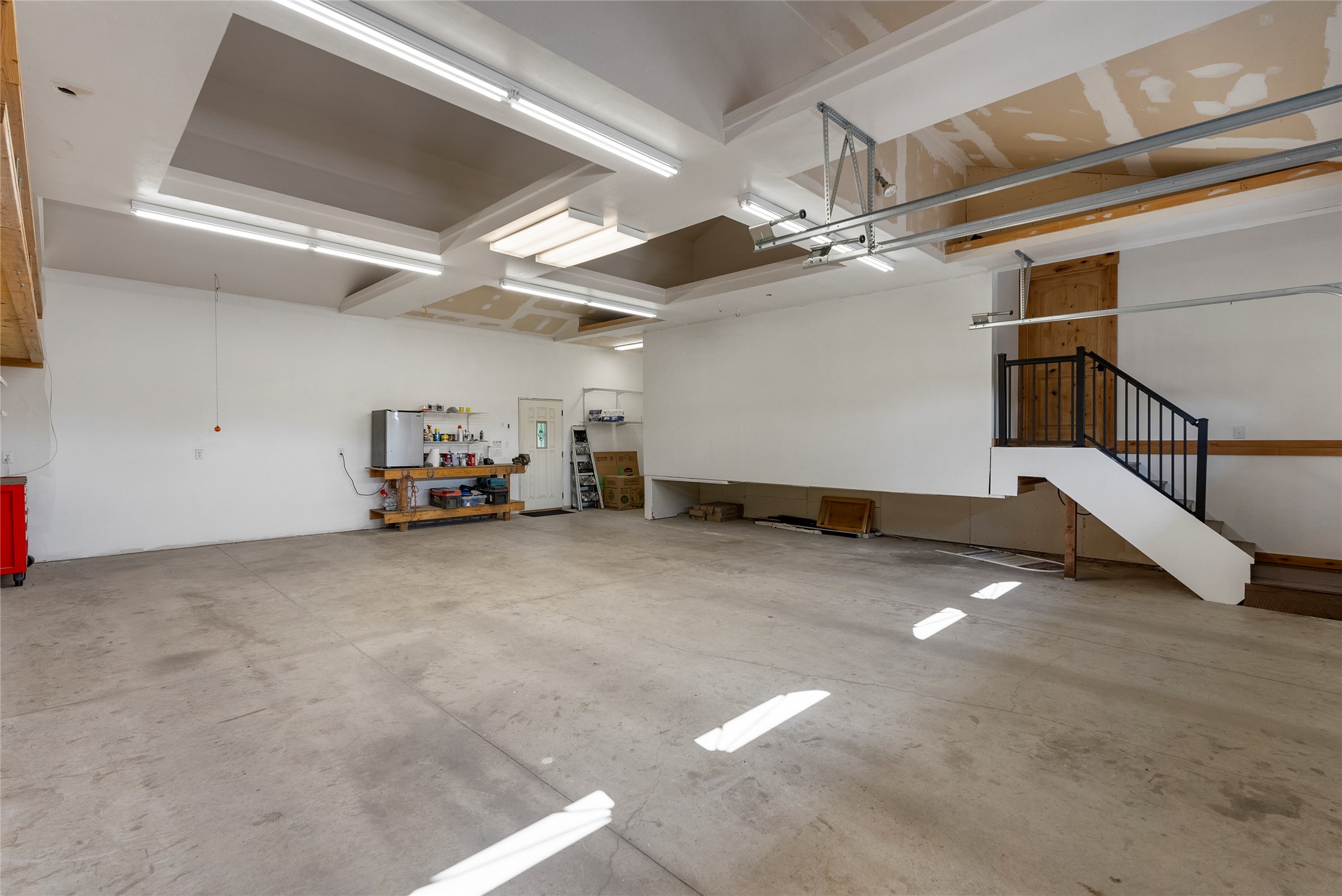 Missoula, Montana 59804, United States, 6 Bedrooms Bedrooms, ,4 BathroomsBathrooms,Residential,Active,160486