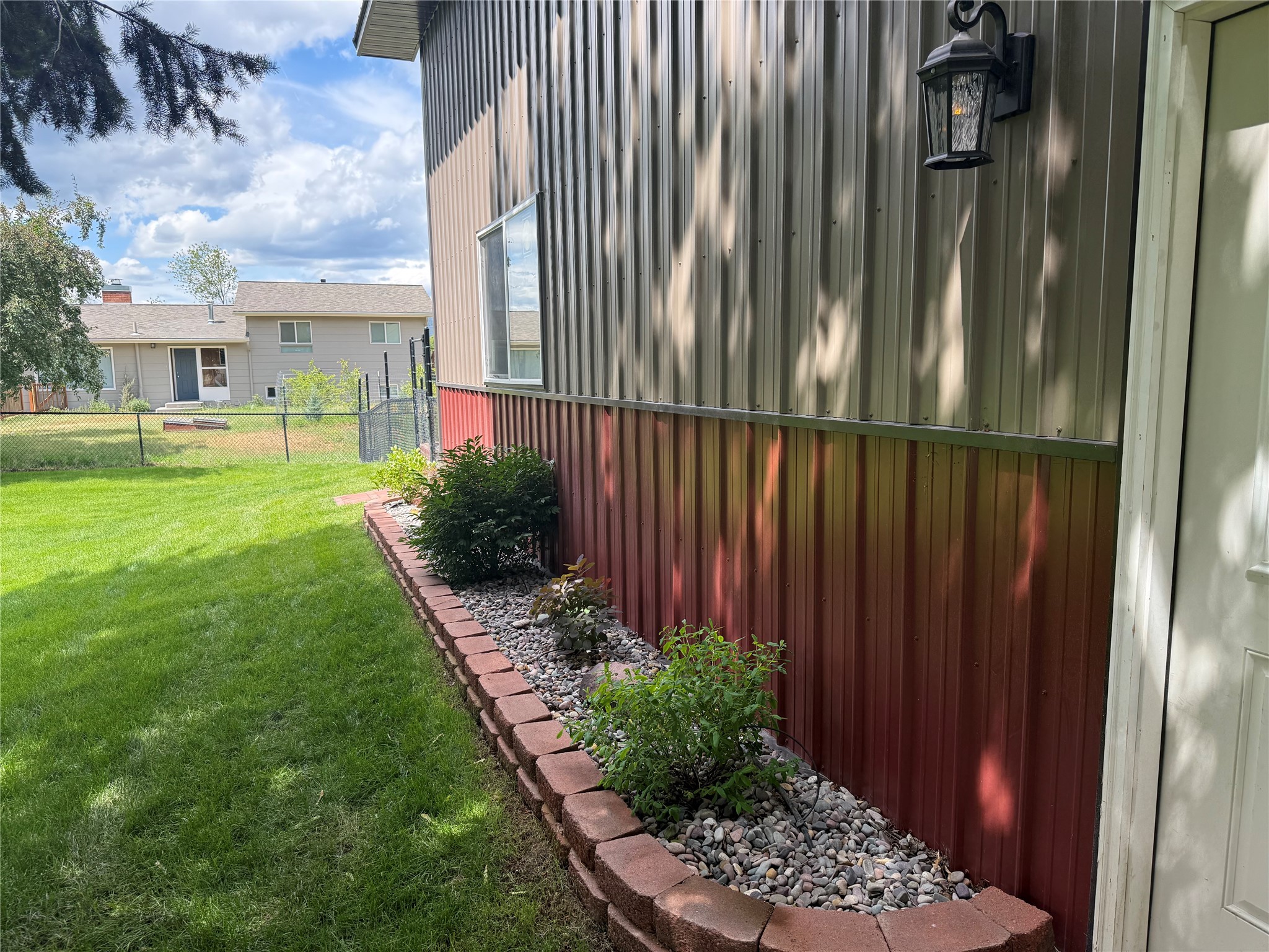 Missoula, Montana 59804, United States, 6 Bedrooms Bedrooms, ,4 BathroomsBathrooms,Residential,Active,160486