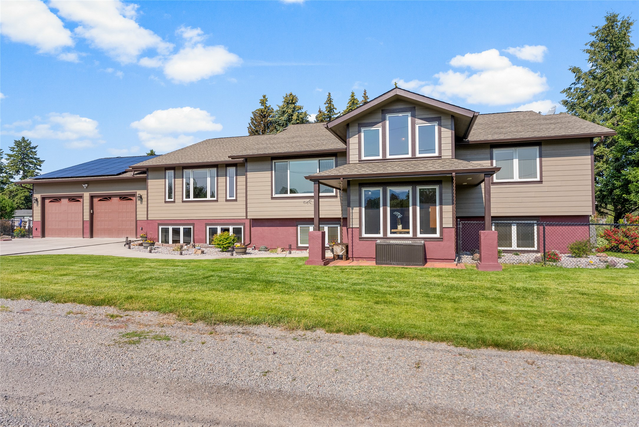 Missoula, Montana 59804, United States, 6 Bedrooms Bedrooms, ,4 BathroomsBathrooms,Residential,Active,160486