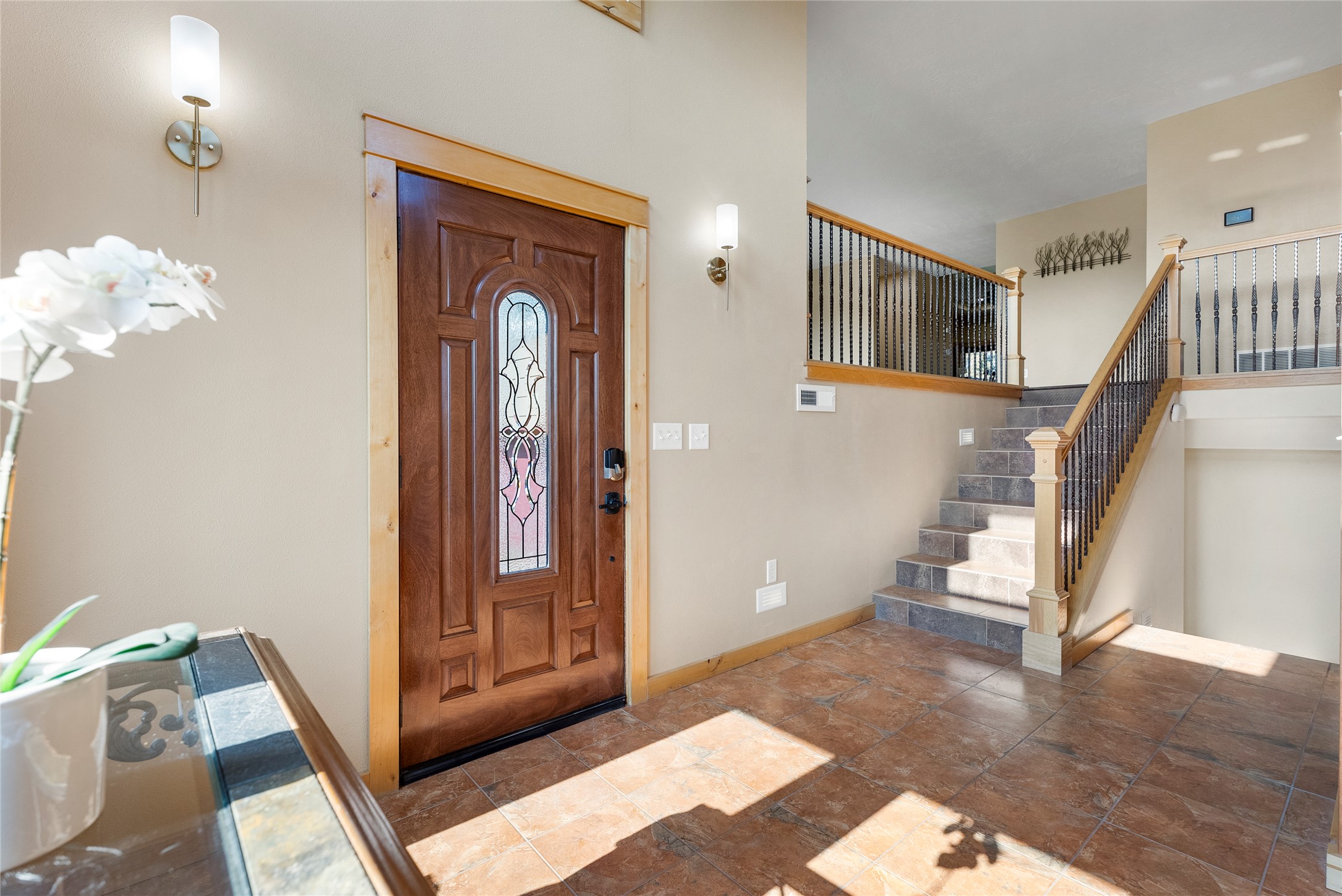 Missoula, Montana 59804, United States, 6 Bedrooms Bedrooms, ,4 BathroomsBathrooms,Residential,Active,160486