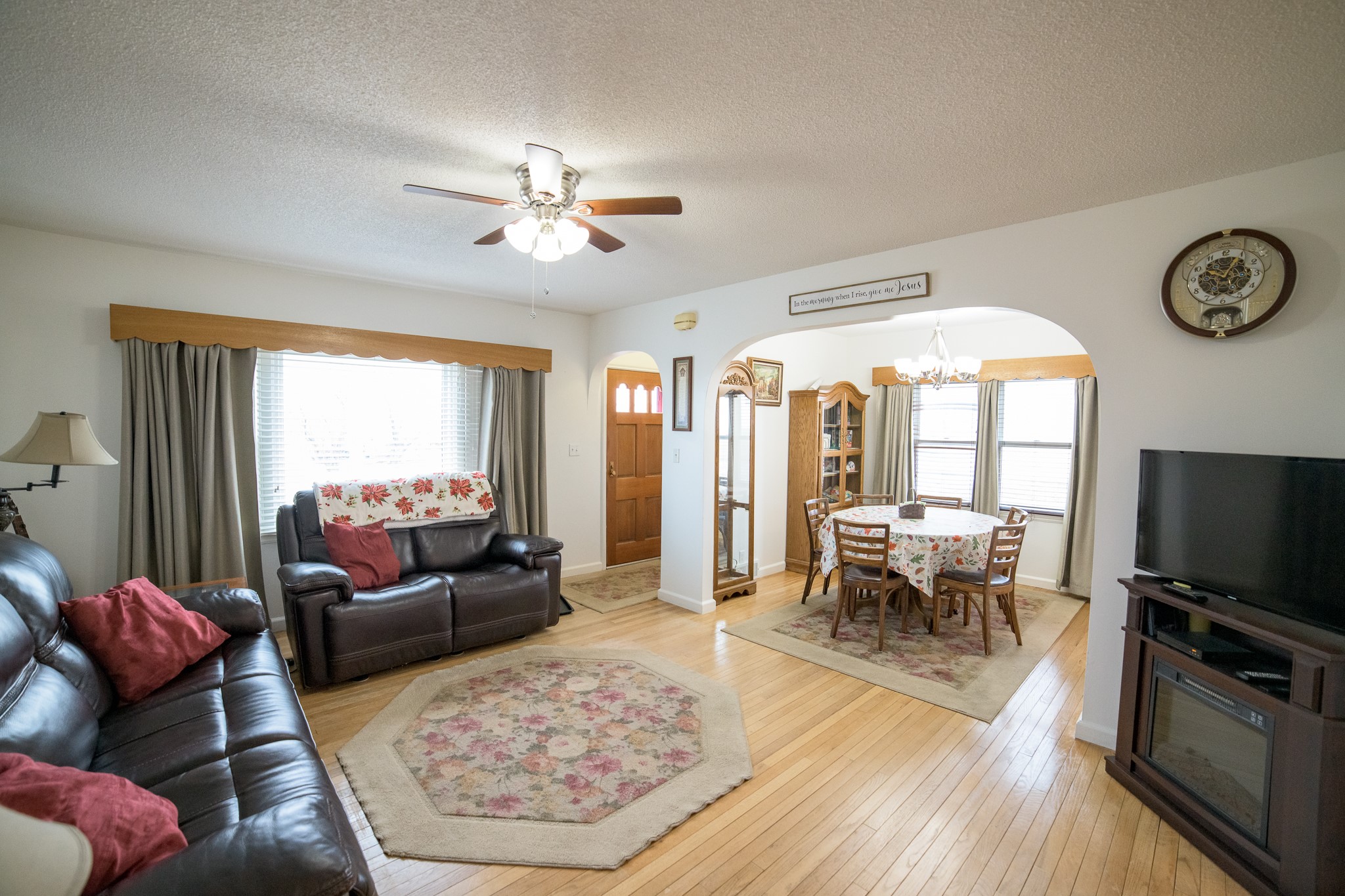 1453 8th Road NE