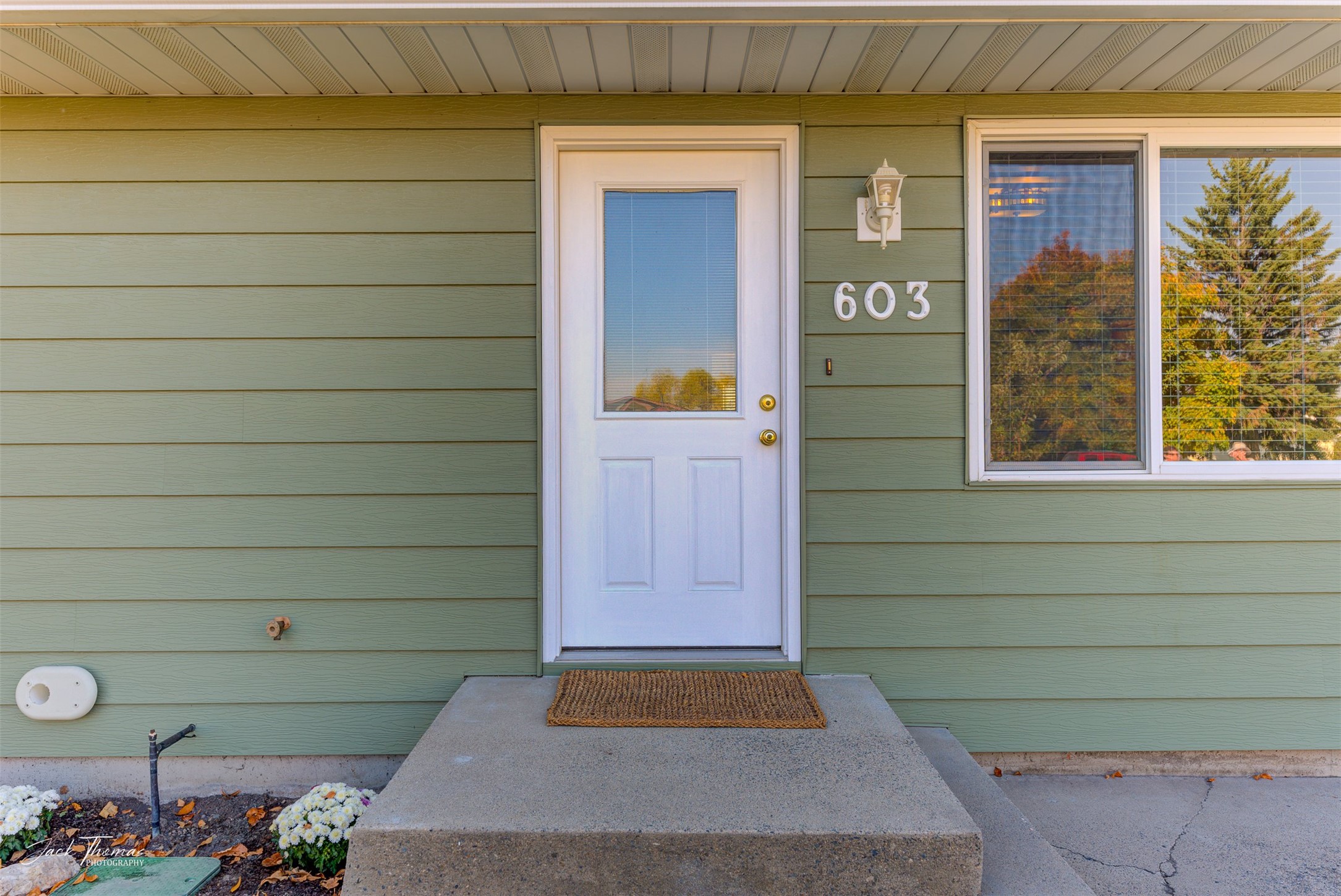 East Helena, Montana 59635, United States, 3 Bedrooms Bedrooms, ,2 BathroomsBathrooms,Residential,Pending,38218