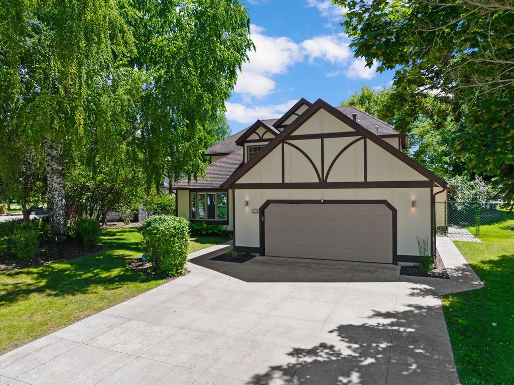 Photo of 128 River View Drive, Kalispell, MT 59901 (MLS # 30064183)