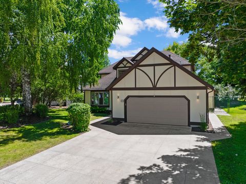 Photo of 128 River View Drive, Kalispell, MT 59901 (MLS # 30064183)