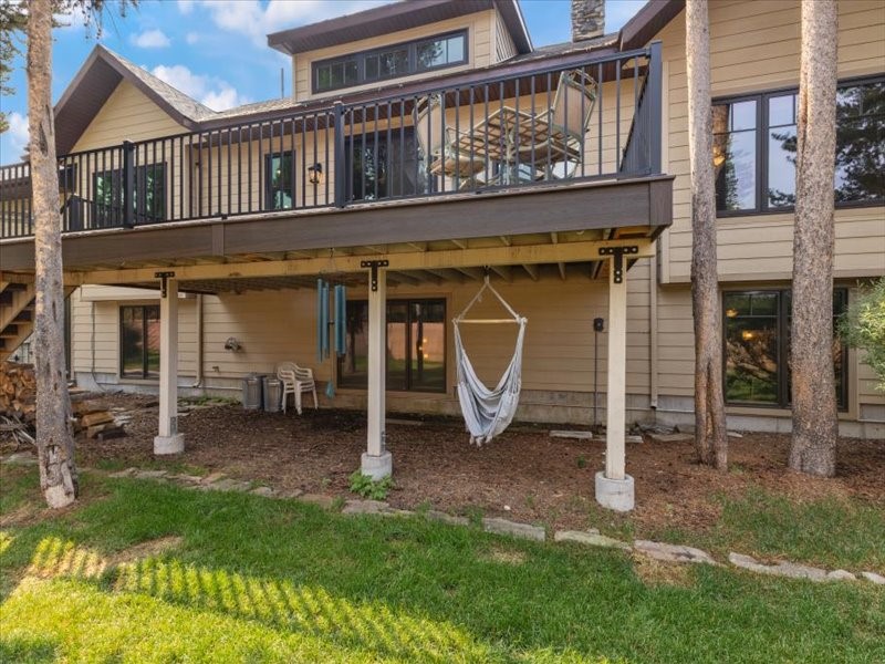 West Yellowstone, Montana 59758, United States, 6 Bedrooms Bedrooms, ,4 BathroomsBathrooms,Residential,Active,49804