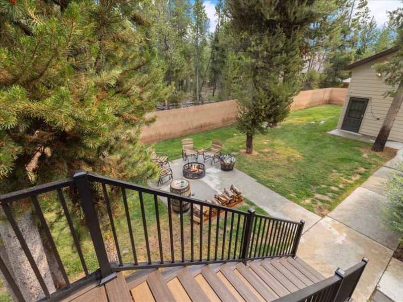 West Yellowstone, Montana 59758, United States, 6 Bedrooms Bedrooms, ,4 BathroomsBathrooms,Residential,Active,49804