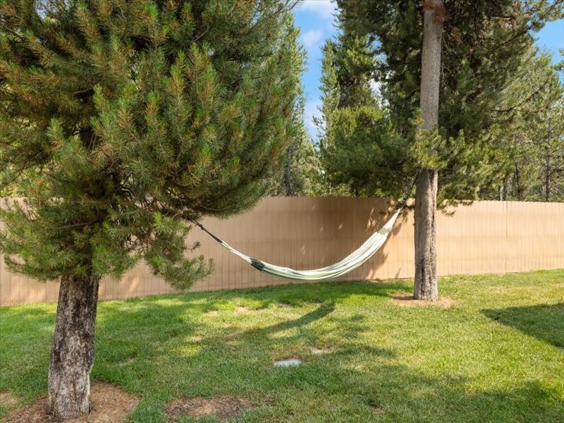 West Yellowstone, Montana 59758, United States, 6 Bedrooms Bedrooms, ,4 BathroomsBathrooms,Residential,Active,49804