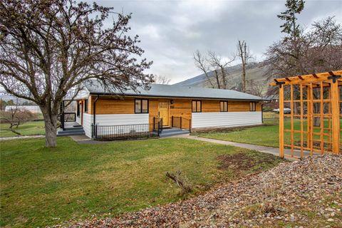 Tiny photo for 110 Hillcrest Loop, Missoula, MT 59803 (MLS # 30067773)