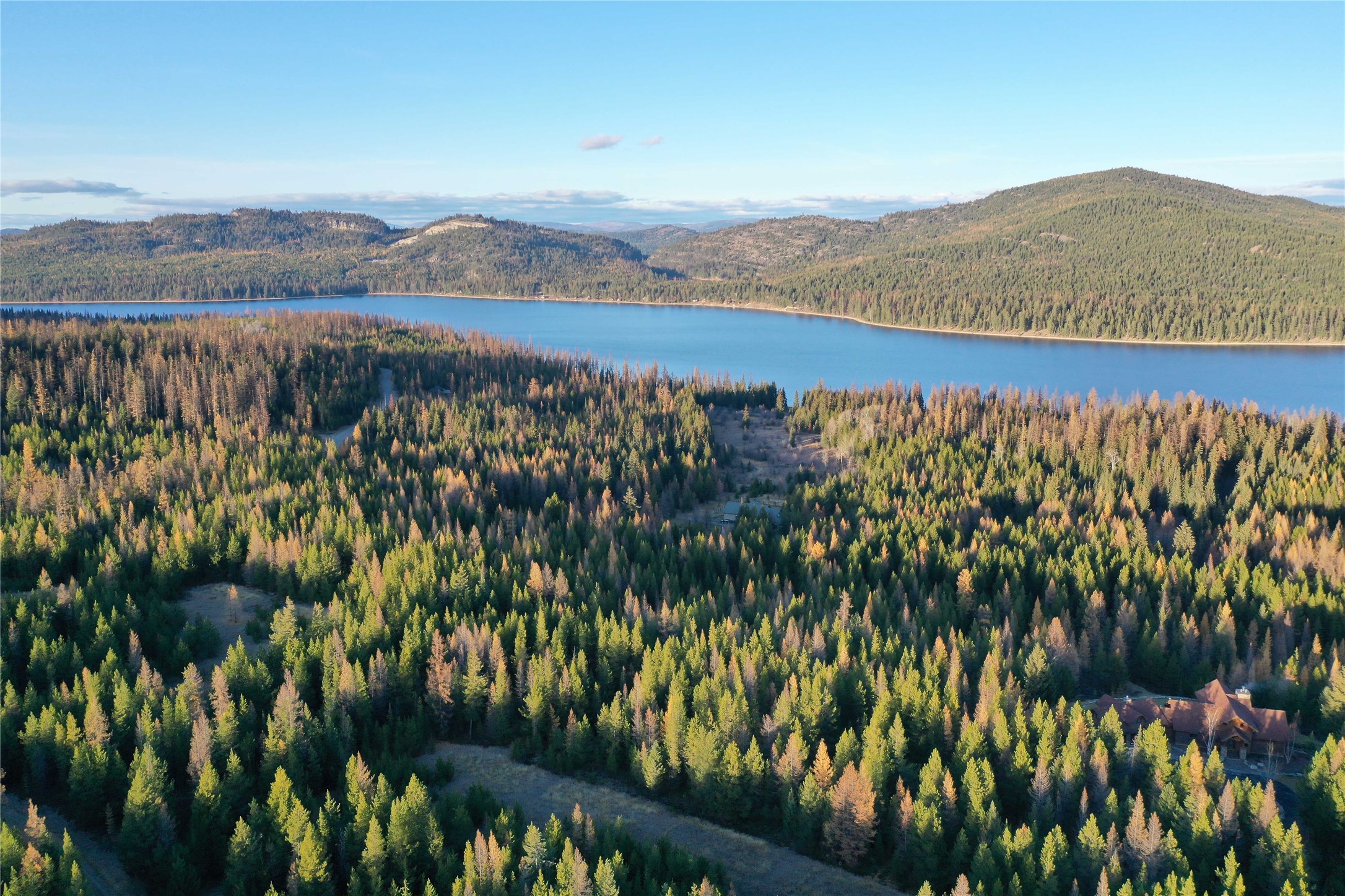1175 S McGregor Lake Road