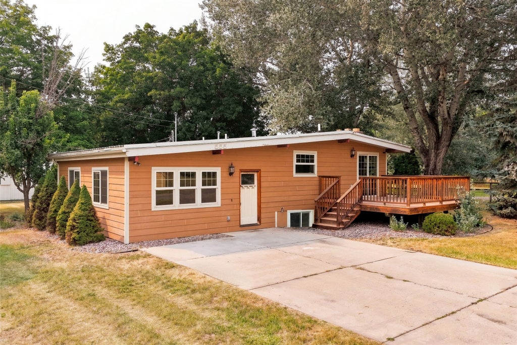 Photo of 555 Grantsdale Road, Hamilton, MT 59840 (MLS # 30077726)