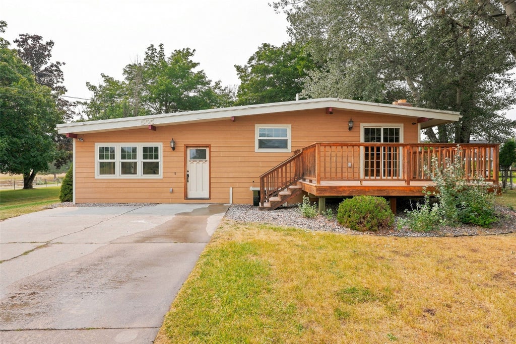 Photo of 555 Grantsdale Road, Hamilton, MT 59840 (MLS # 30077726)