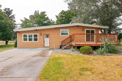 Photo of 555 Grantsdale Road, Hamilton, MT 59840 (MLS # 30077726)