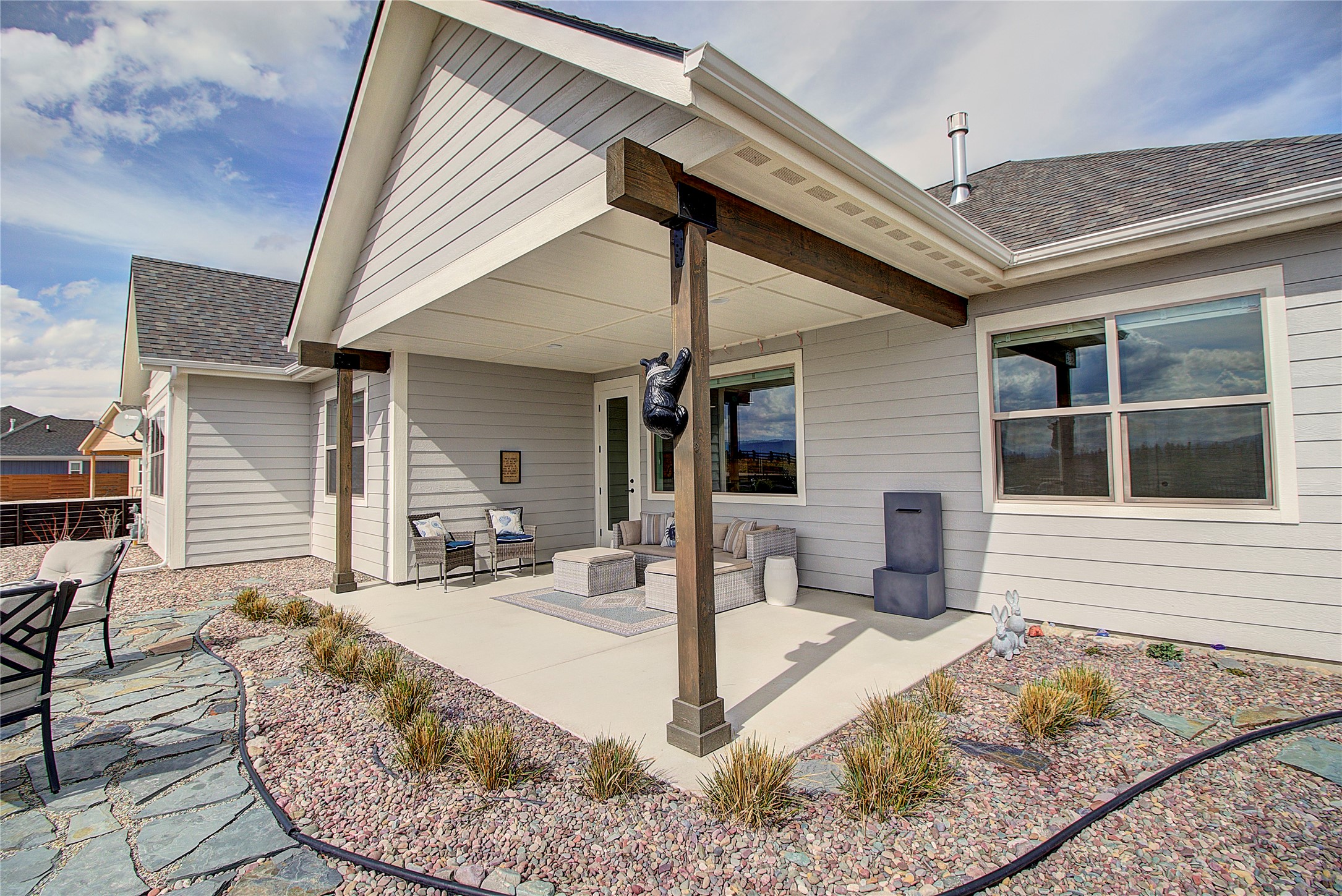 135 W Monture Court