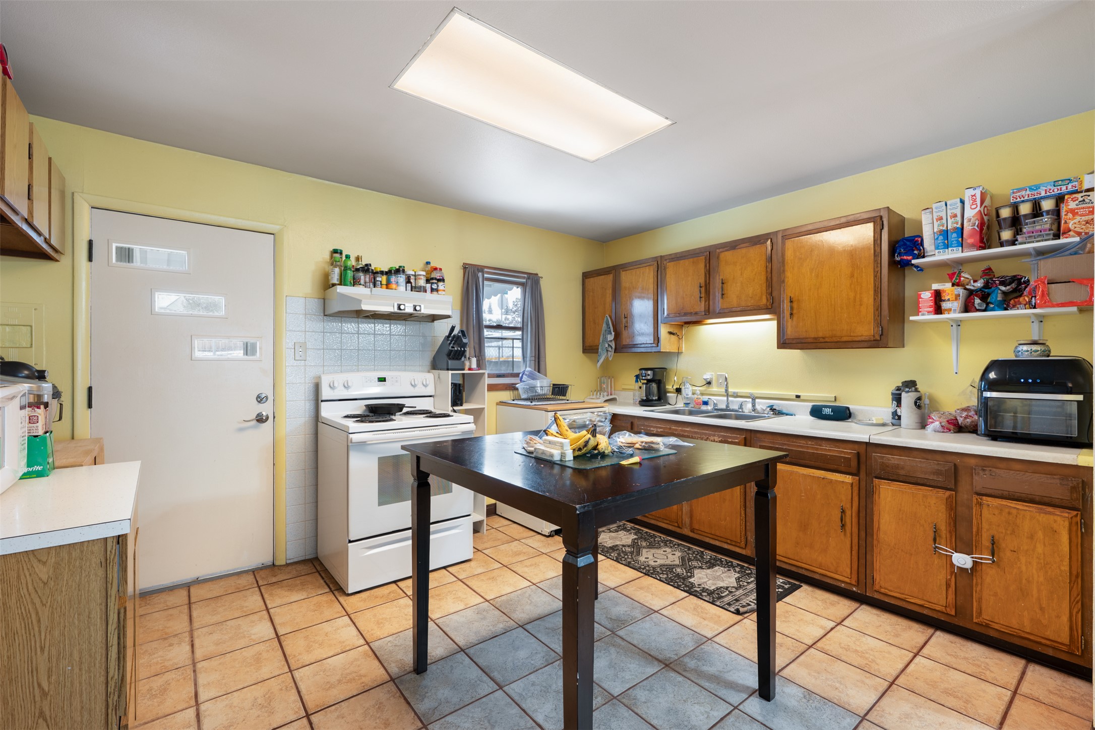 Butte, Montana 59701, United States, 2 Bedrooms Bedrooms, ,1 BathroomBathrooms,Residential,Active,250574