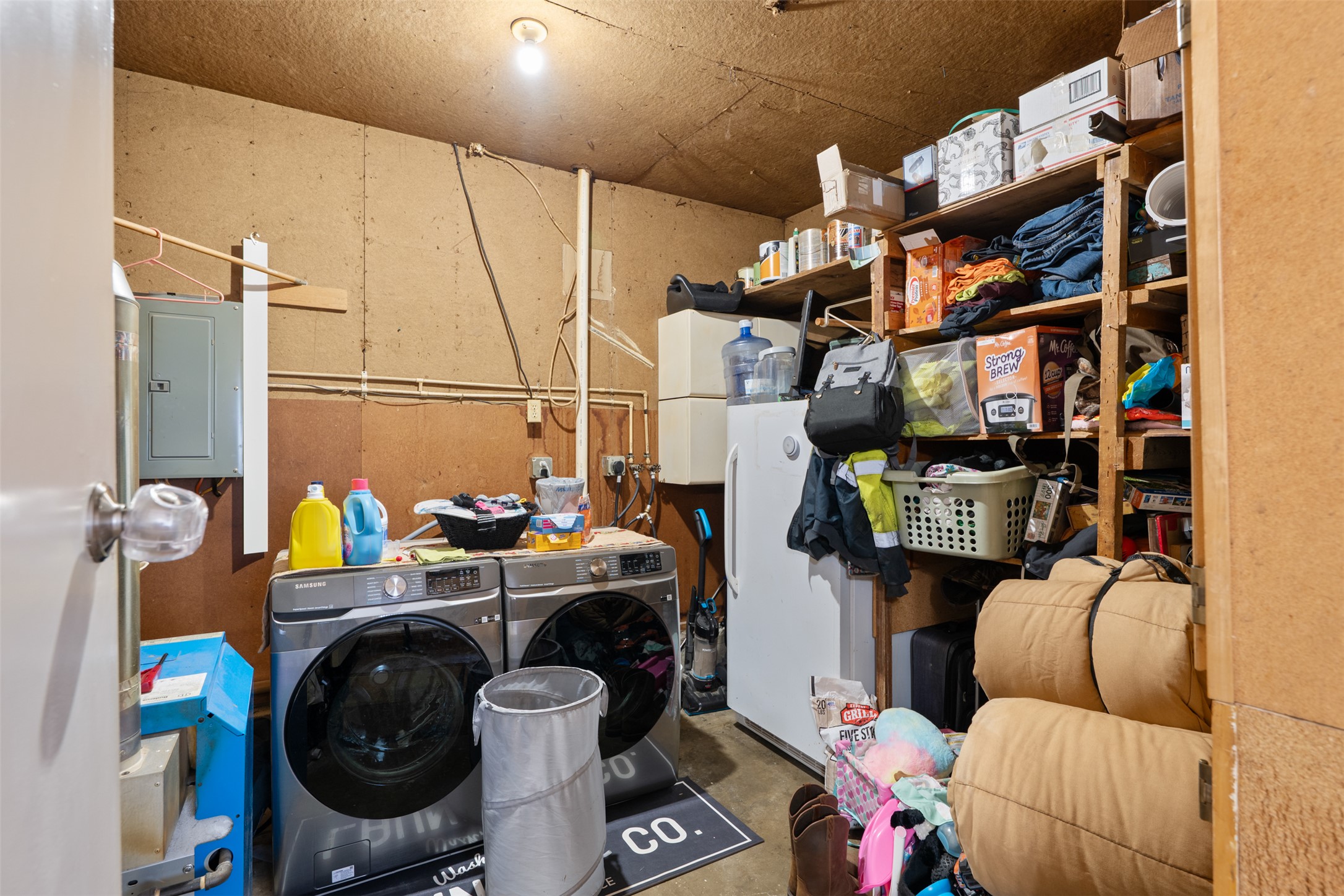 Butte, Montana 59701, United States, 2 Bedrooms Bedrooms, ,1 BathroomBathrooms,Residential,Active,250574