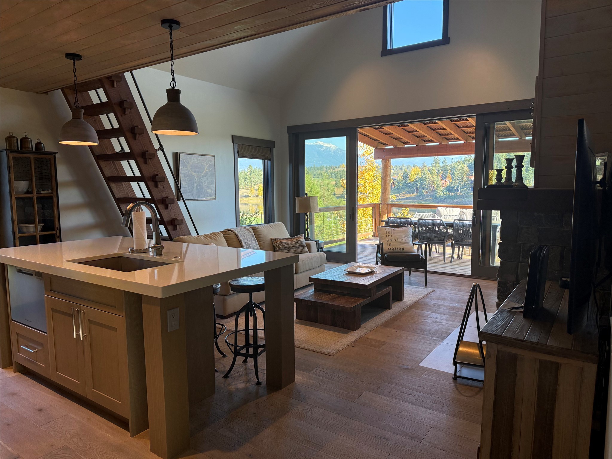 66 Cottage Lake Lane