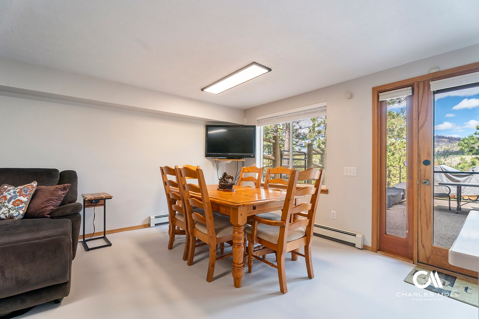 Helena, Montana 59602, United States, 5 Bedrooms Bedrooms, ,4 BathroomsBathrooms,Residential,Active,125530