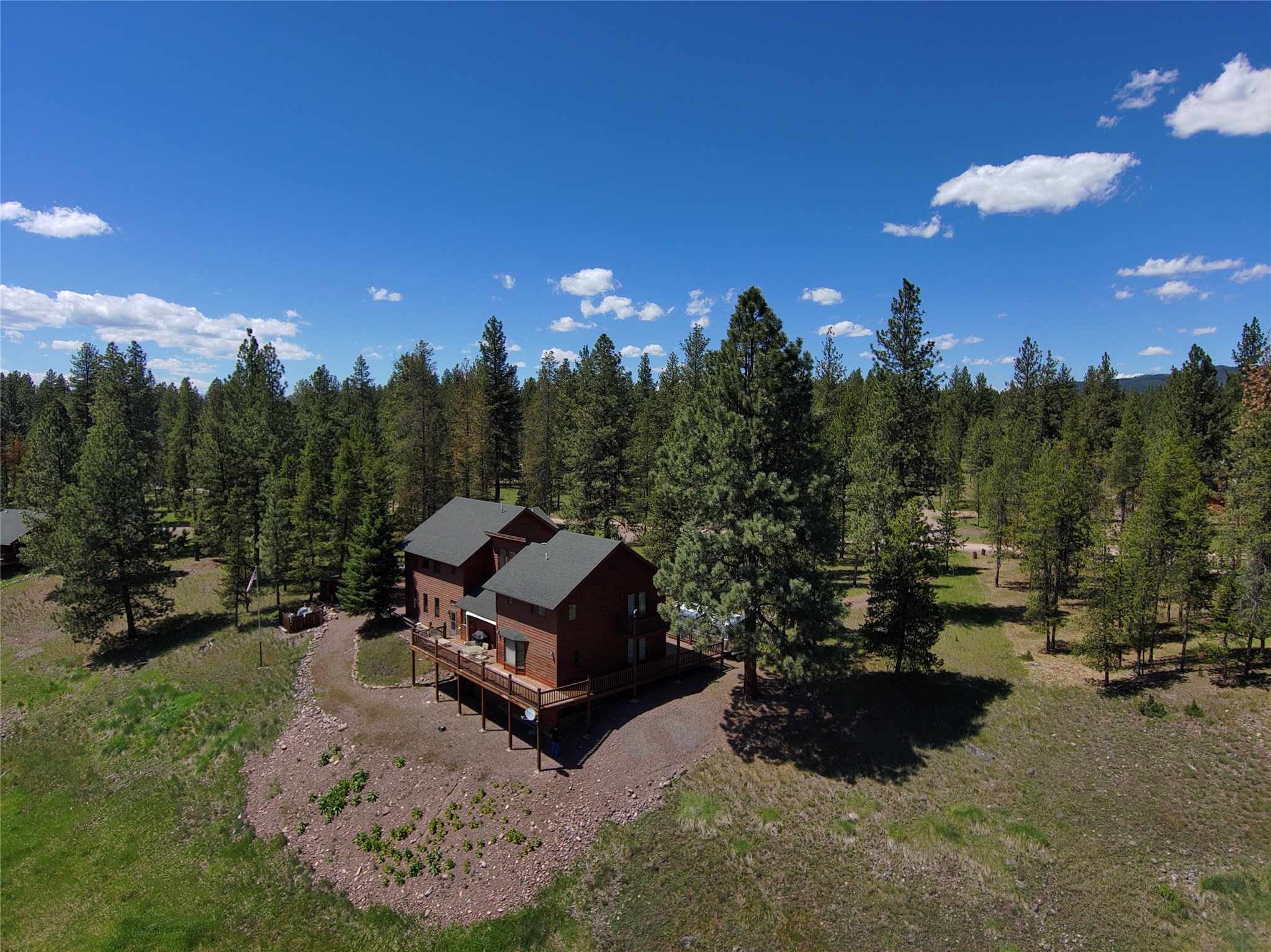 1015 Whitetail Drive