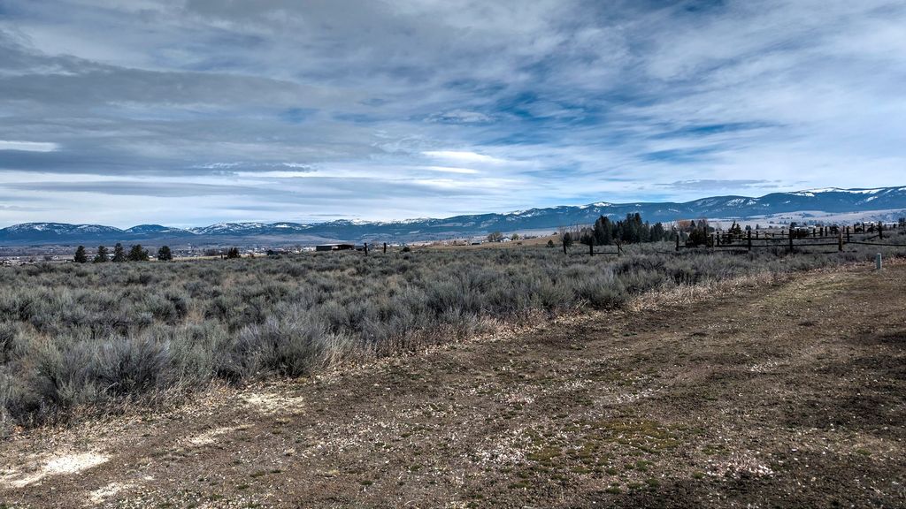 Photo of 982 Foxy Lane, Stevensville, MT 59870 (MLS # 30056186)