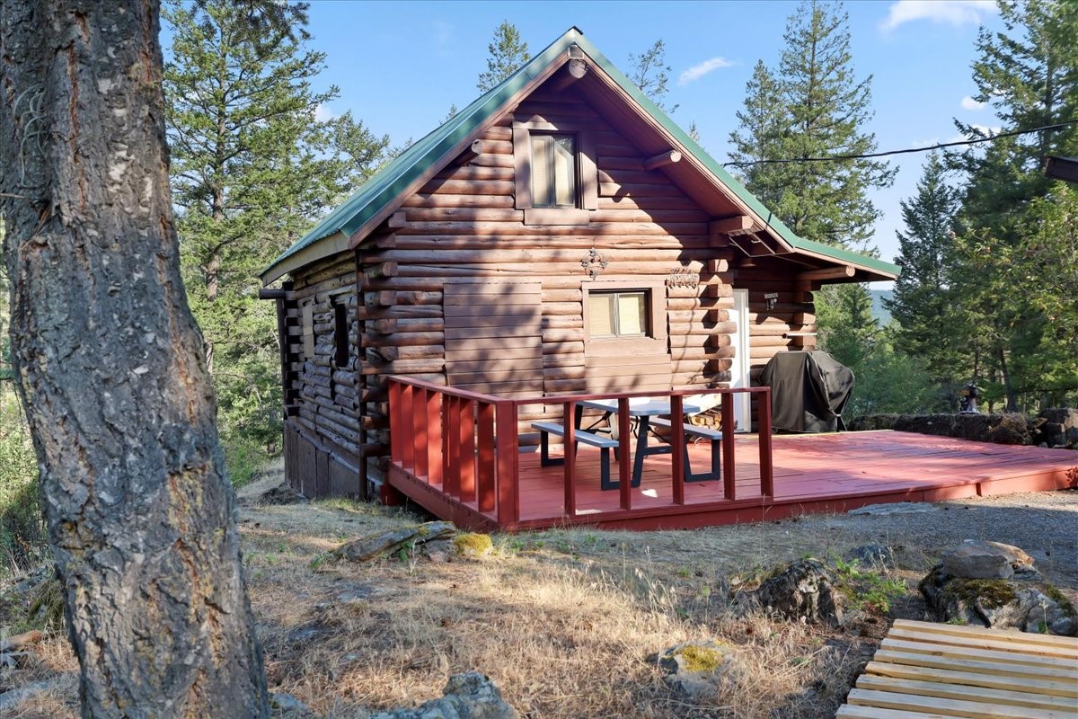 400 Pine Bay Drive