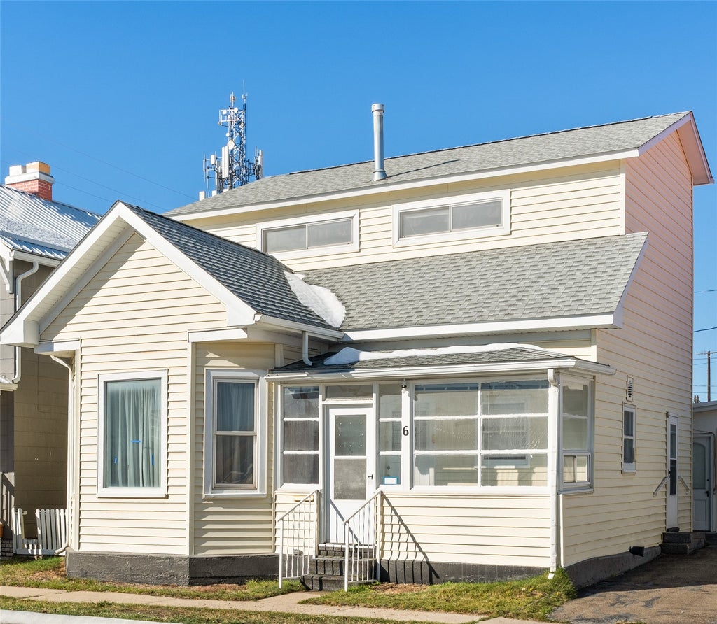 Photo of 6 Cherry Street, Anaconda, MT 59711 (MLS # 30079211)