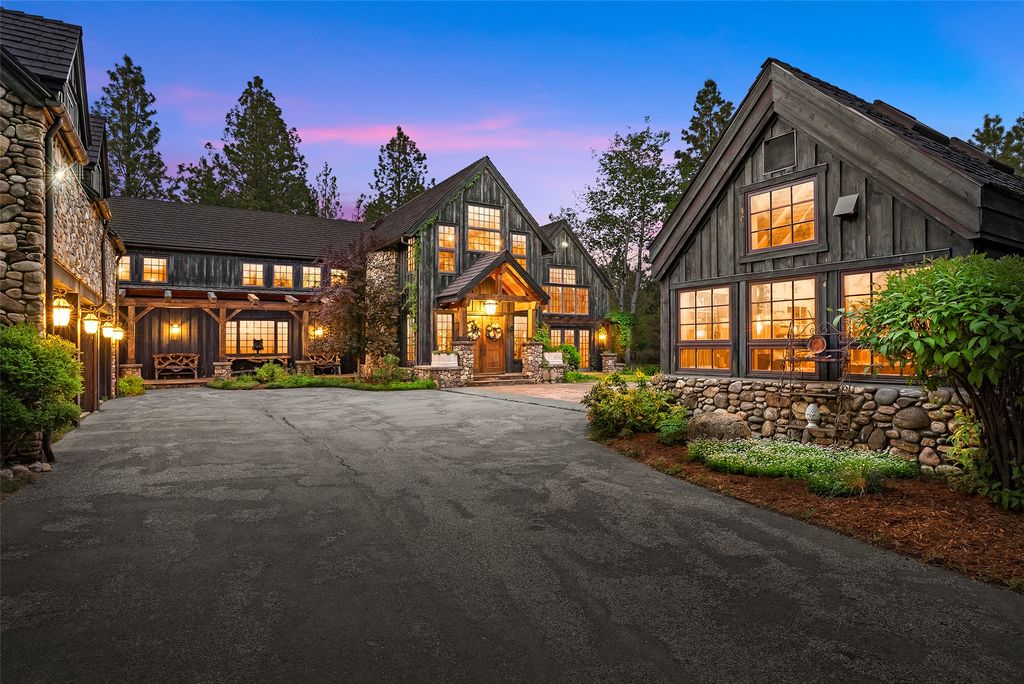 Photo of 594 Bunkhouse Road, Darby, MT 59829 (MLS # 30051823)