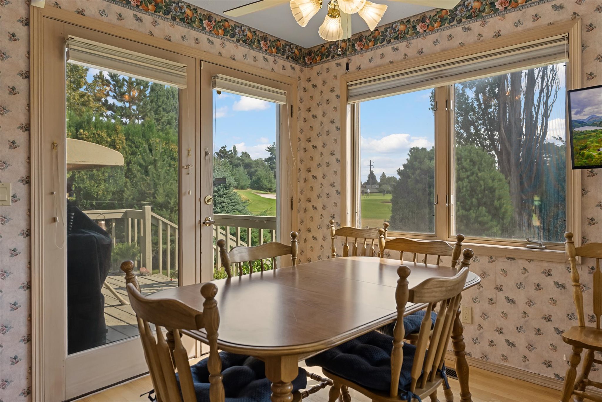 Kalispell, Montana, 59901, United States, 5 Bedrooms Bedrooms, ,4 BathroomsBathrooms,Residential,Active,2010184