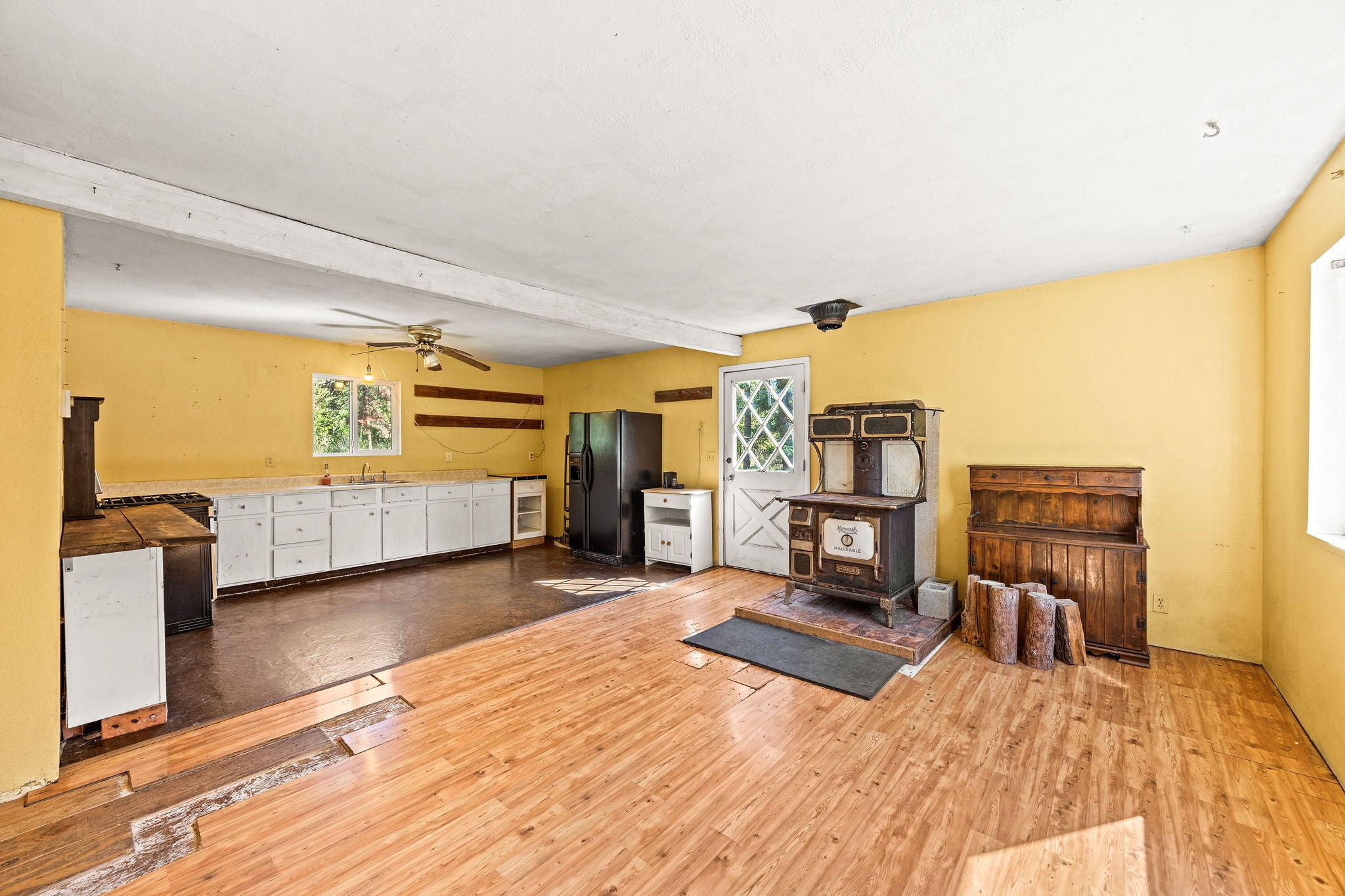 154 Larch Lane