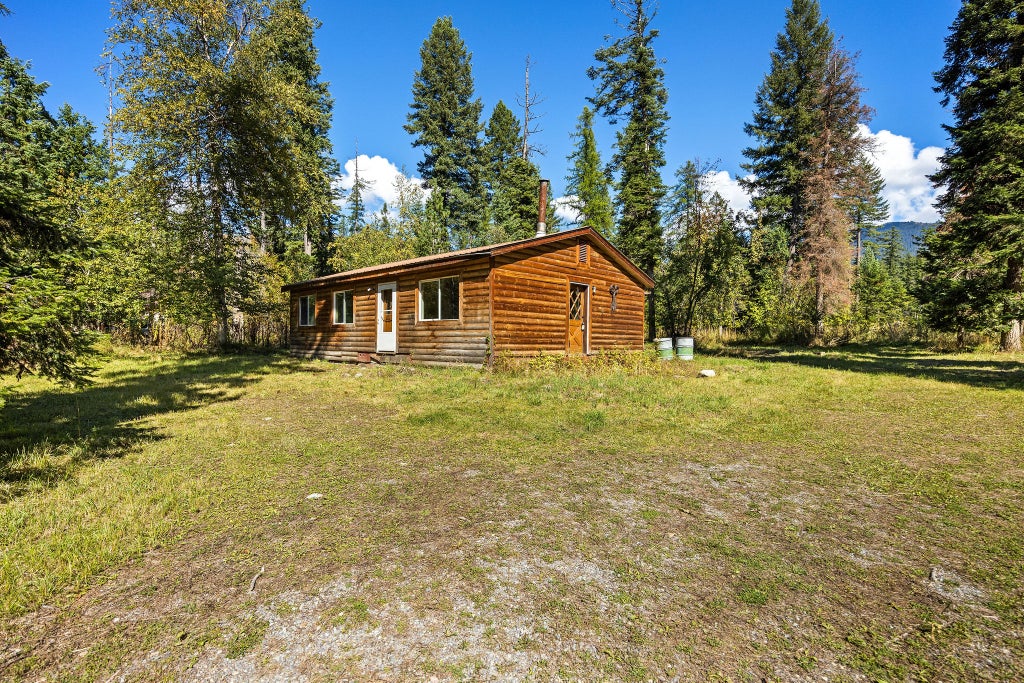 Photo of 154 Larch Lane, Kalispell, MT 59901 (MLS # 30078512)