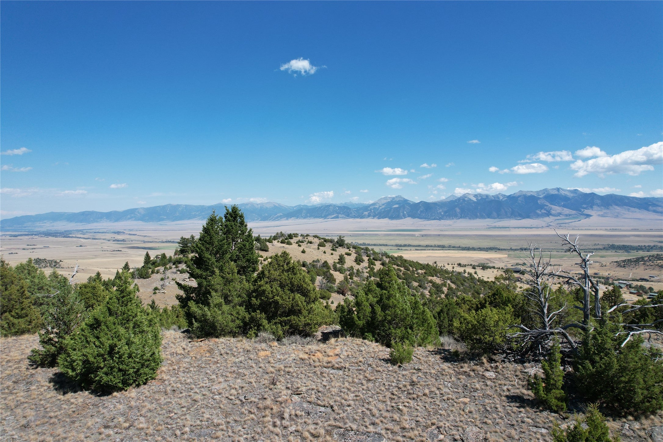 Lot 137 Shining Mountains Unit 1 (Deerfoot Trail)