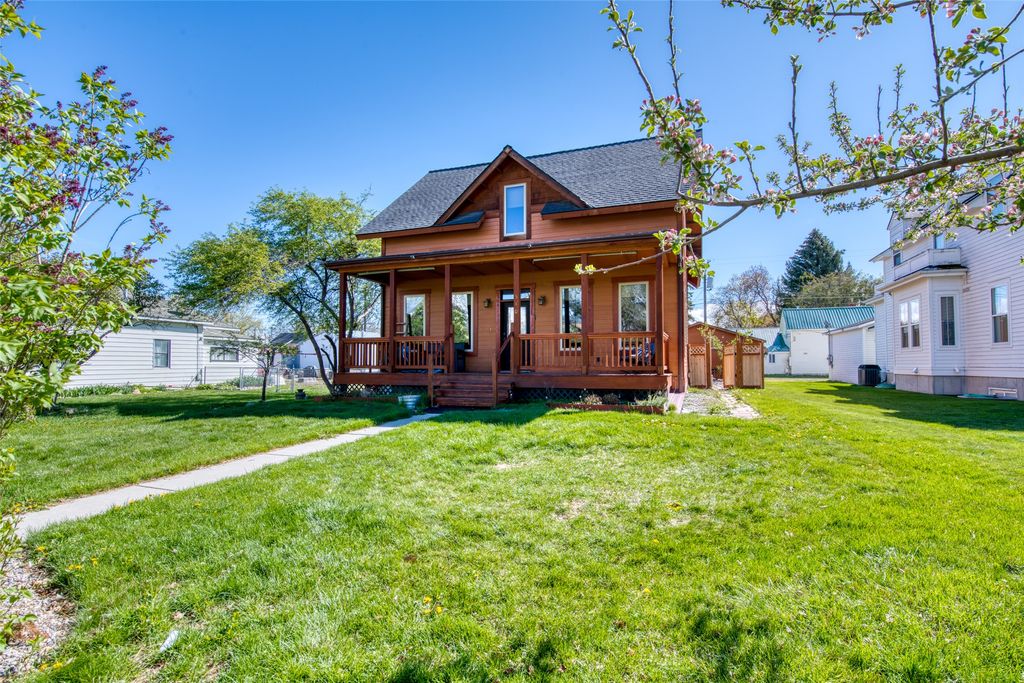 Photo of 510 N 3rd Street, Hamilton, MT 59840 (MLS # 30069980)