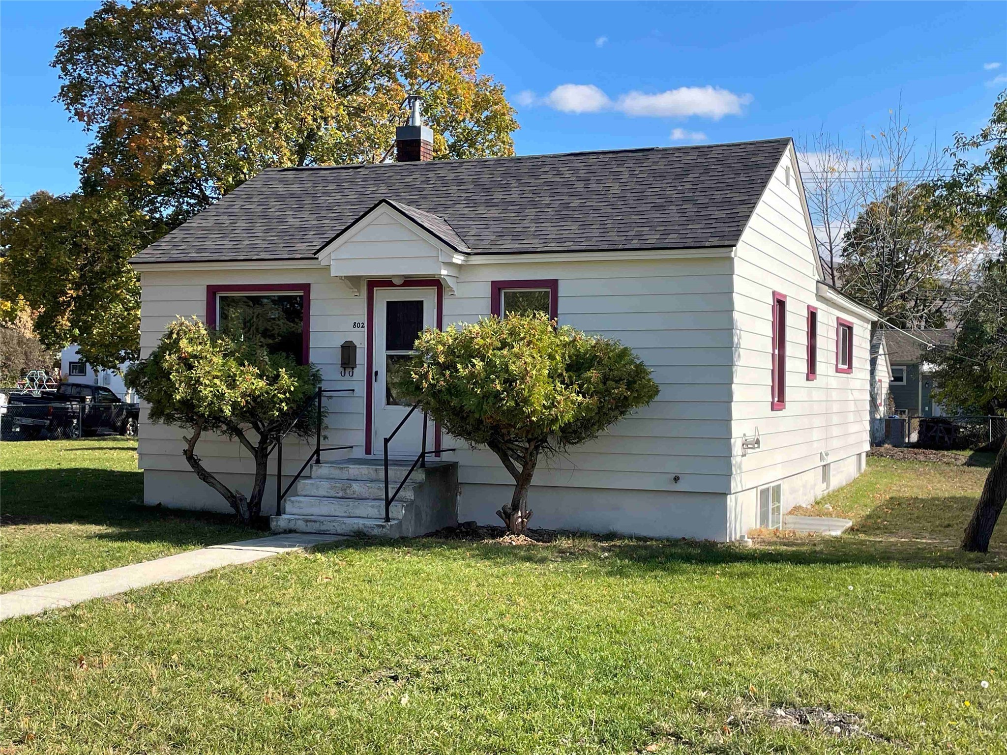 802 Longstaff Street