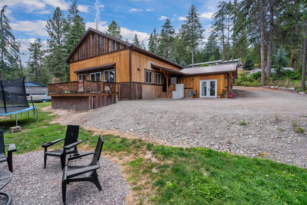 Photo of 81 Grandview Terrace, Lakeside, MT 59922 (MLS # 30075053)