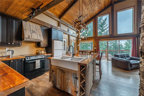 277 Ridge Loop Road Rexford MT 59930