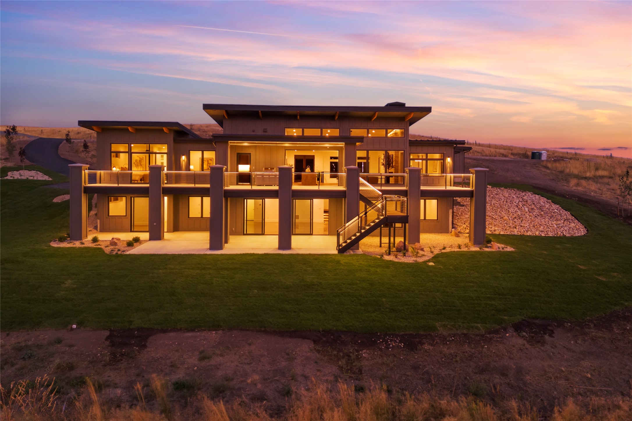 Missoula, Montana 59808, United States, 4 Bedrooms Bedrooms, ,5 BathroomsBathrooms,Residential,Active,164912