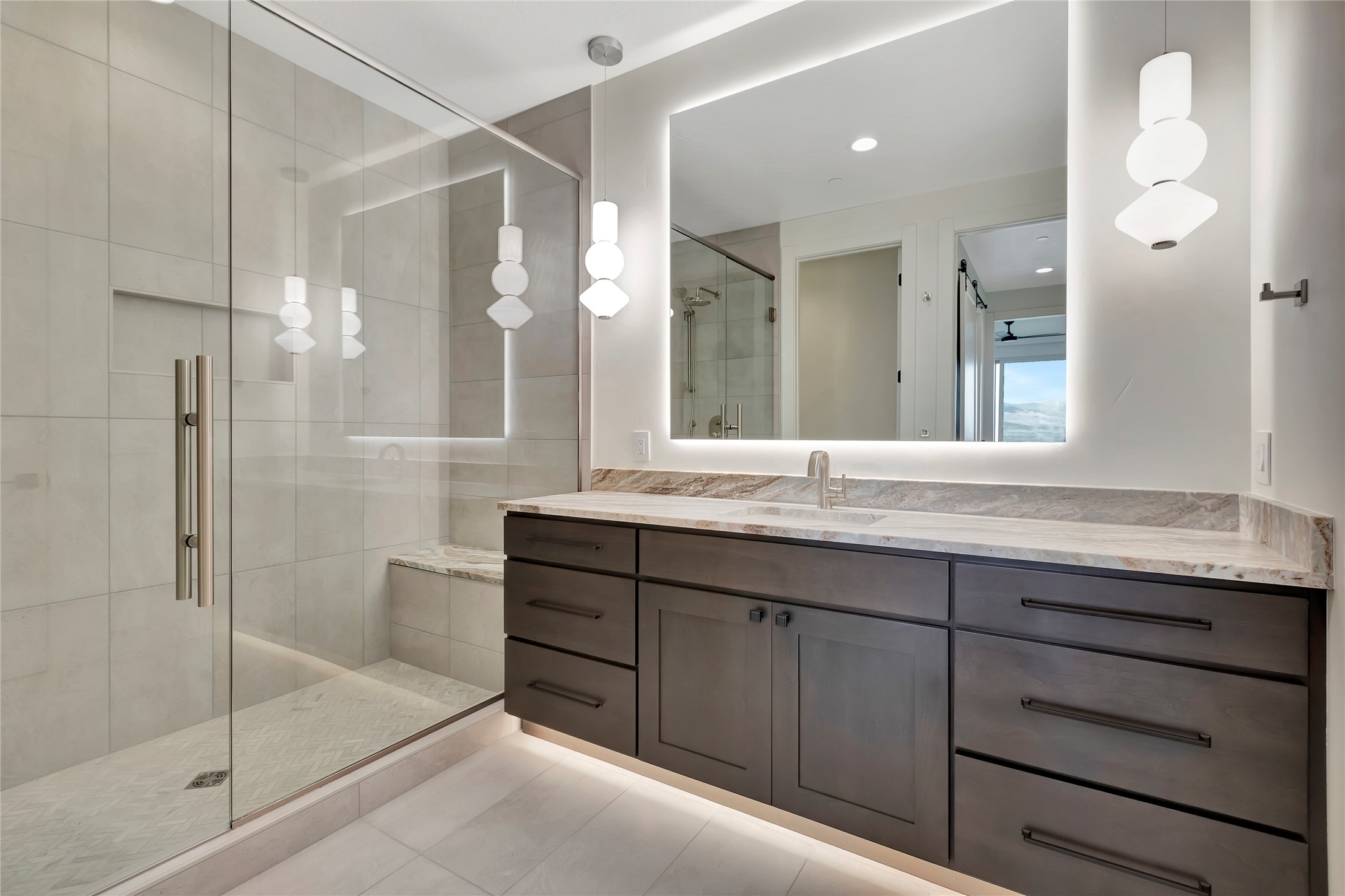 Missoula, Montana 59808, United States, 4 Bedrooms Bedrooms, ,5 BathroomsBathrooms,Residential,Active,164912