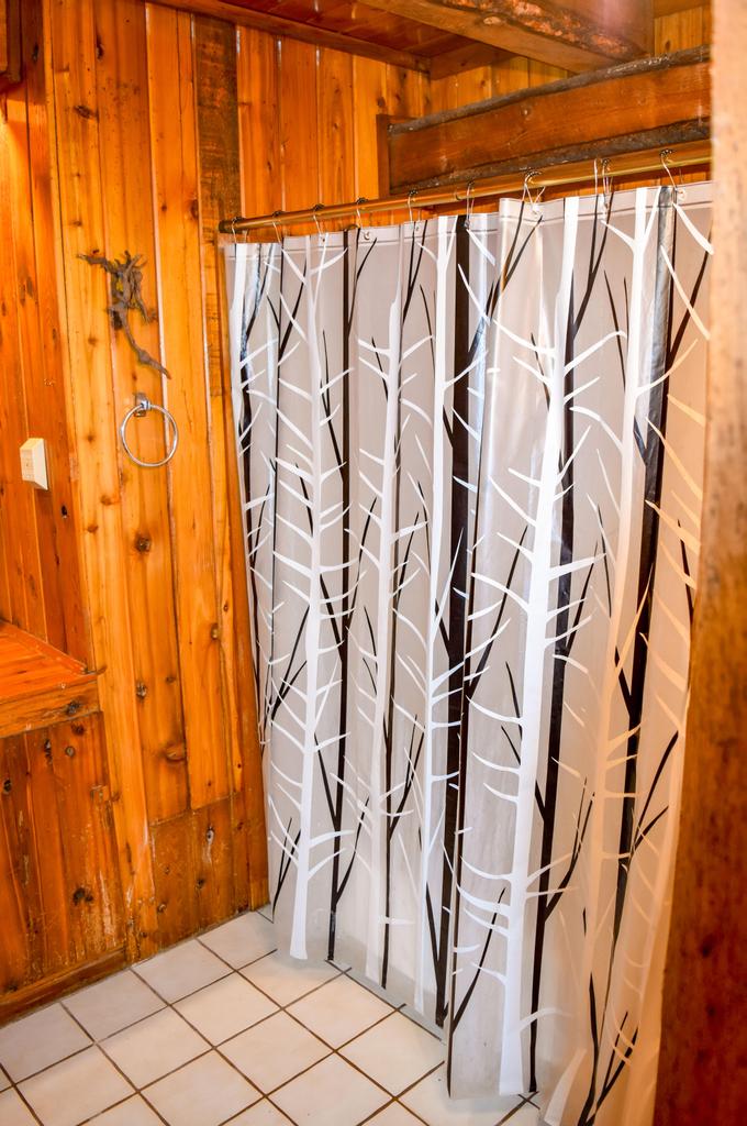 Polson, Montana 59860, United States, 4 Bedrooms Bedrooms, ,3 BathroomsBathrooms,Residential,Active,151962