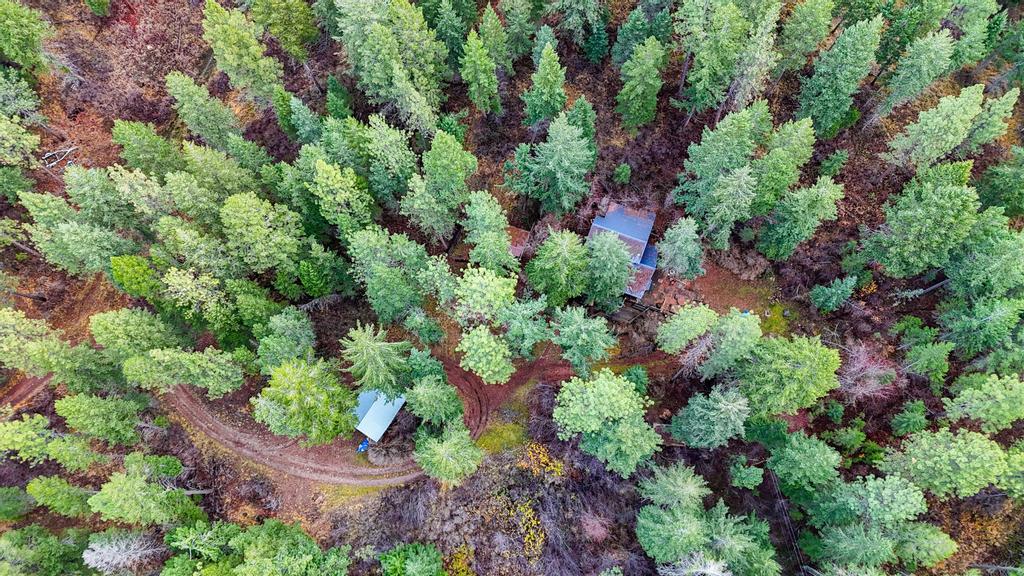 32927 Hellroaring Road